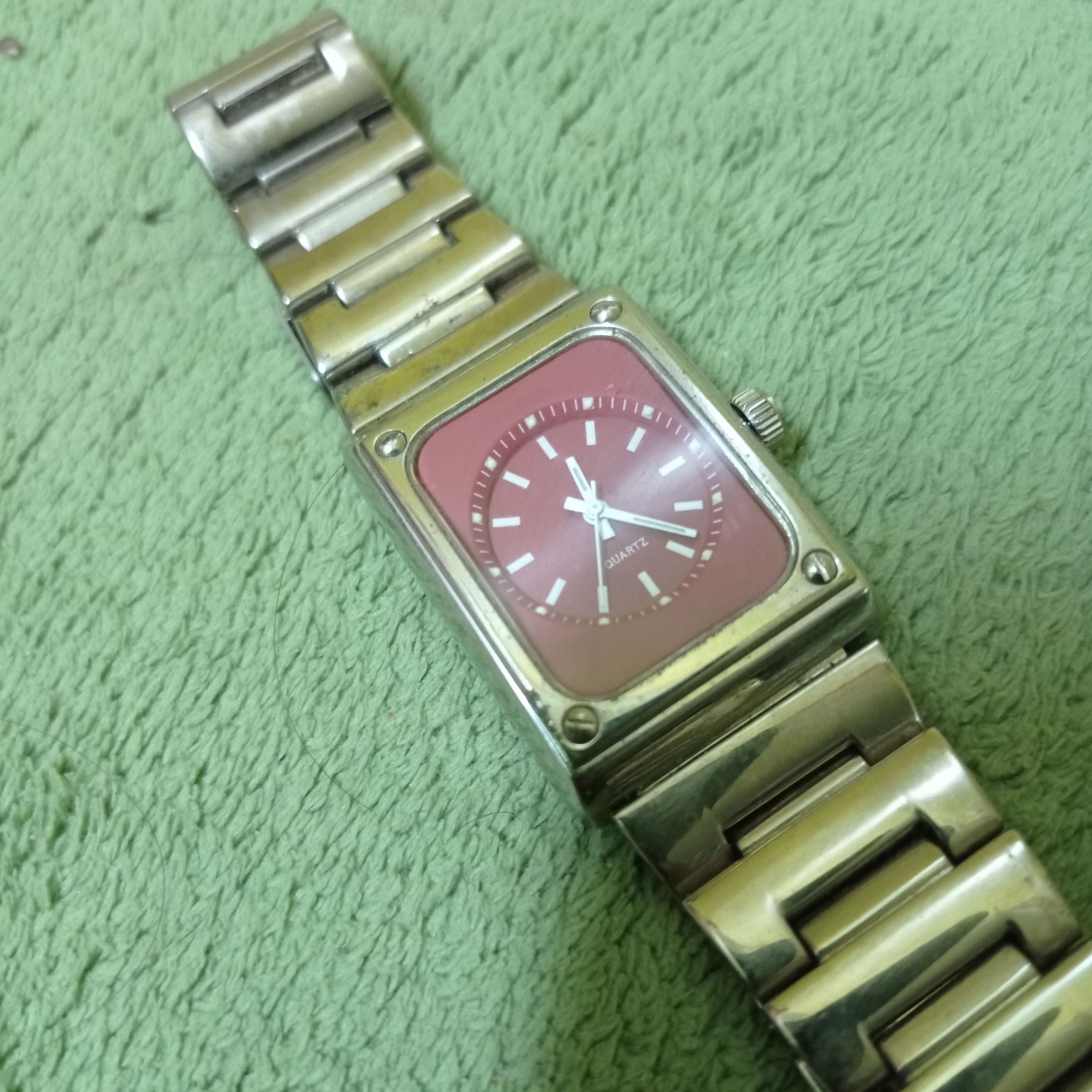 Japanese Brand × Vintage MONSTERS RED WATCH 💥 Vintage Japanese Watch (retro style) Size ONE SIZE - 7 Thumbnail