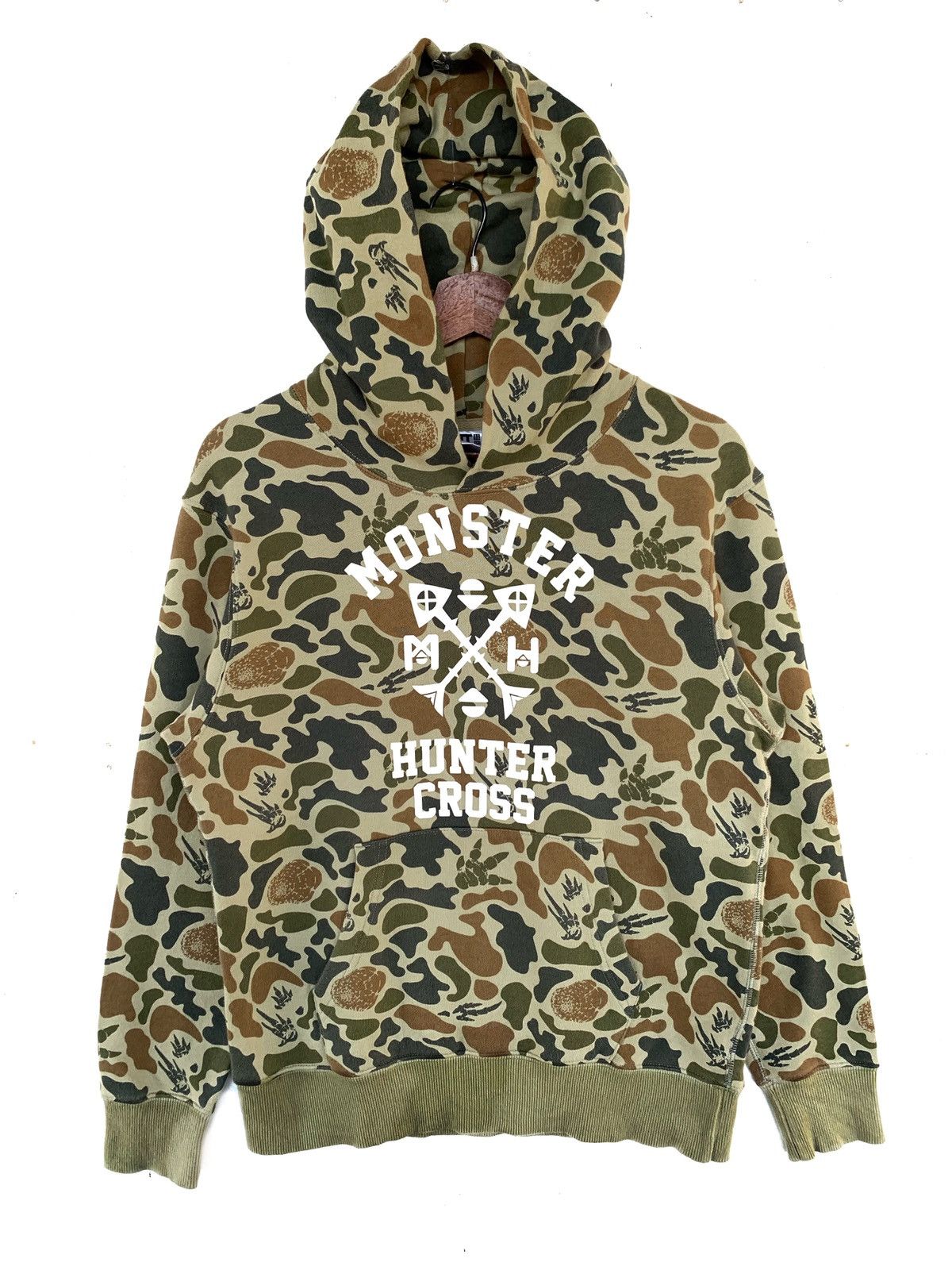 image of Anima x Movie Camouflage Monster Hunter X Cross Hoodie/size M/camouflage in Camouflage Army (Size M