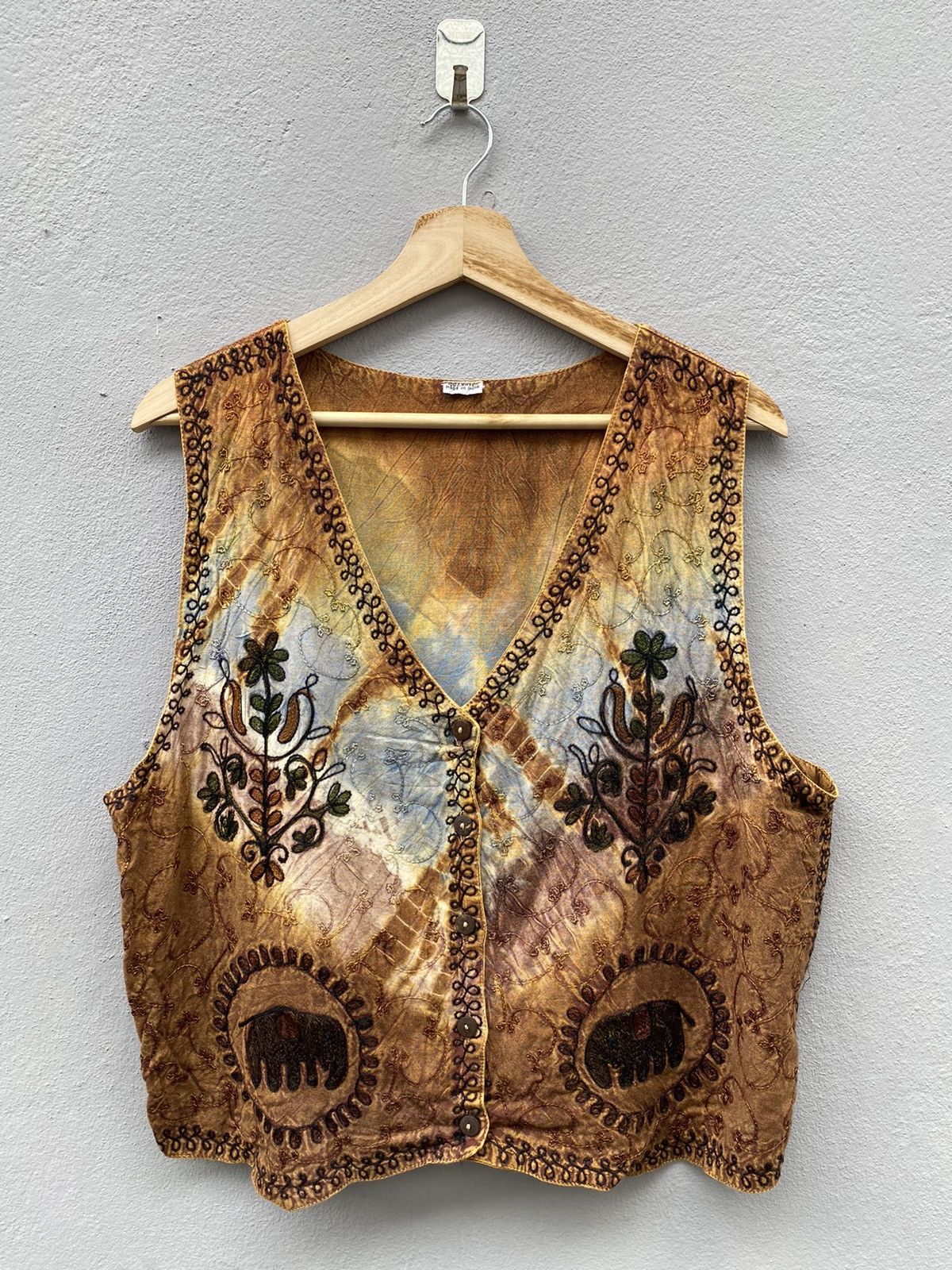 Vintage vintage rare embroidery vest 100% rayon motive to elephant Size US L / EU 52-54 / 3 - 1 Thumbnail