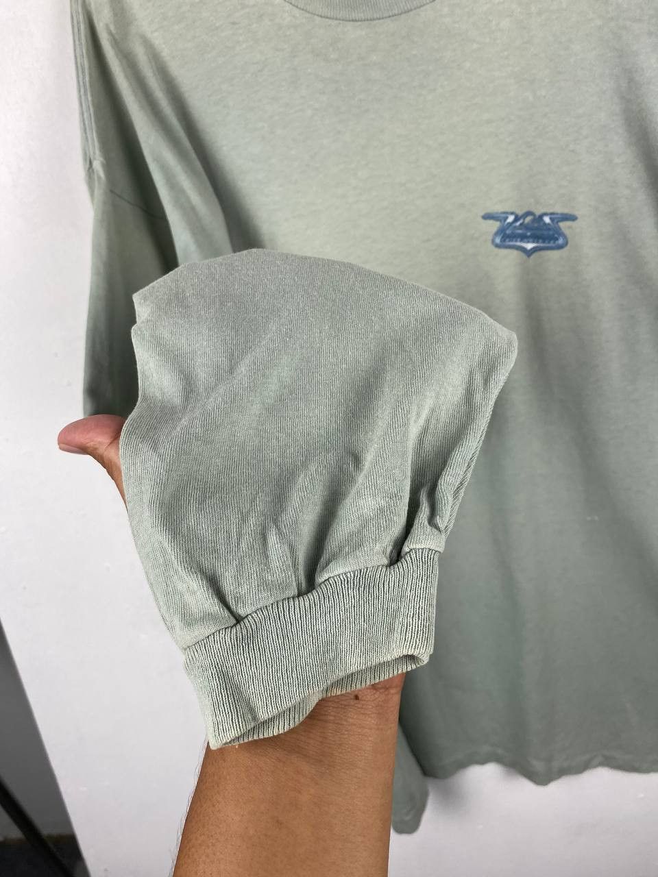 Quicksilver Vintage Rare Quicksilver Long Sleeve Tshirt Nice Design Size US XL / EU 56 / 4 - 7 Thumbnail