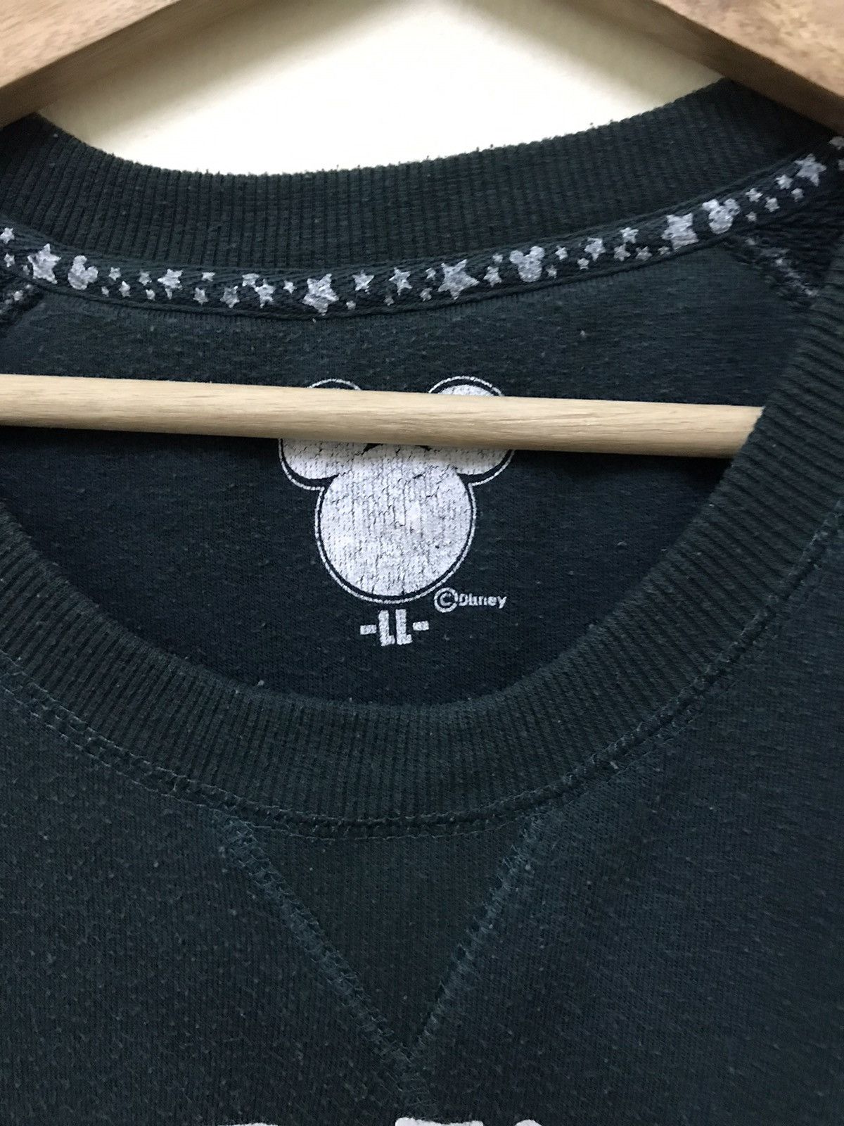 Disney × Mickey Mouse × Vintage Vintage Disney Mickey Mouse Sweatshirt Crewneck Big Logo Size US M / EU 48-50 / 2 - 8 Thumbnail