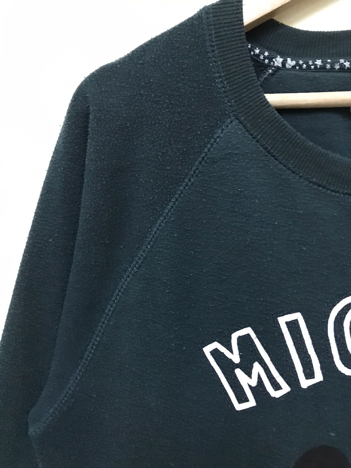 Disney × Mickey Mouse × Vintage Vintage Disney Mickey Mouse Sweatshirt Crewneck Big Logo Size US M / EU 48-50 / 2 - 5 Thumbnail