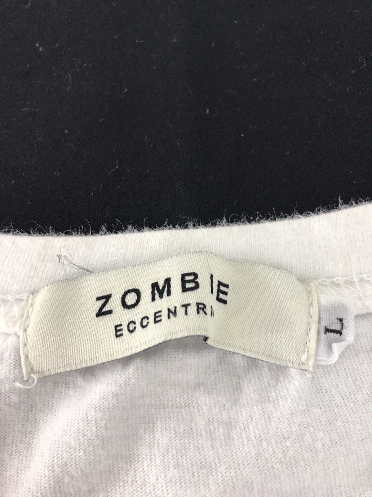 Japanese Brand Sexy Girls 'Pick Me' by Zombie Eccentri Art Photo Print Tee Size L / US 10 / IT 46 - 4 Thumbnail