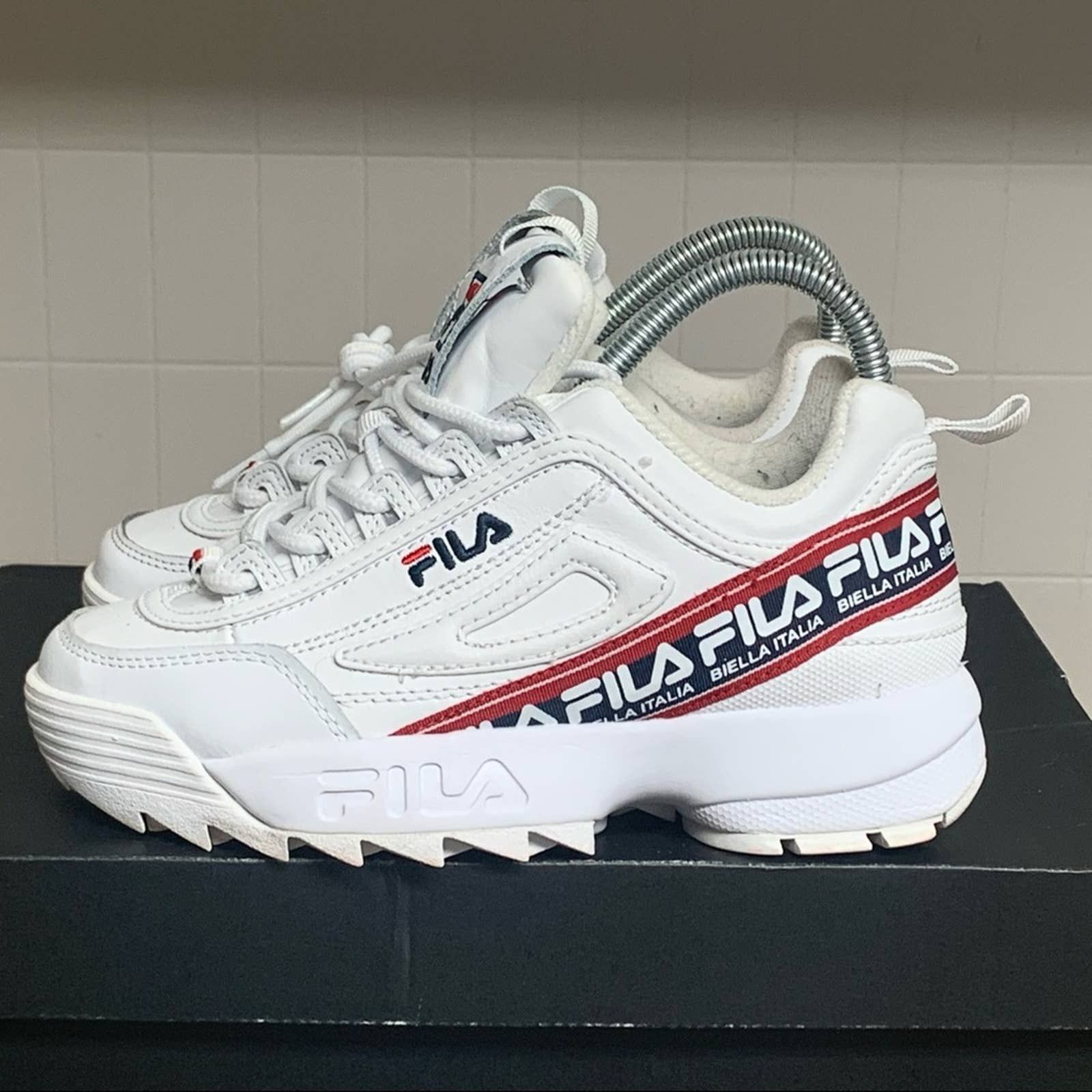 FILA DISRUPTOR II LOGO TAPE '' BEILLA ITALIA'' WOMENS SHOES