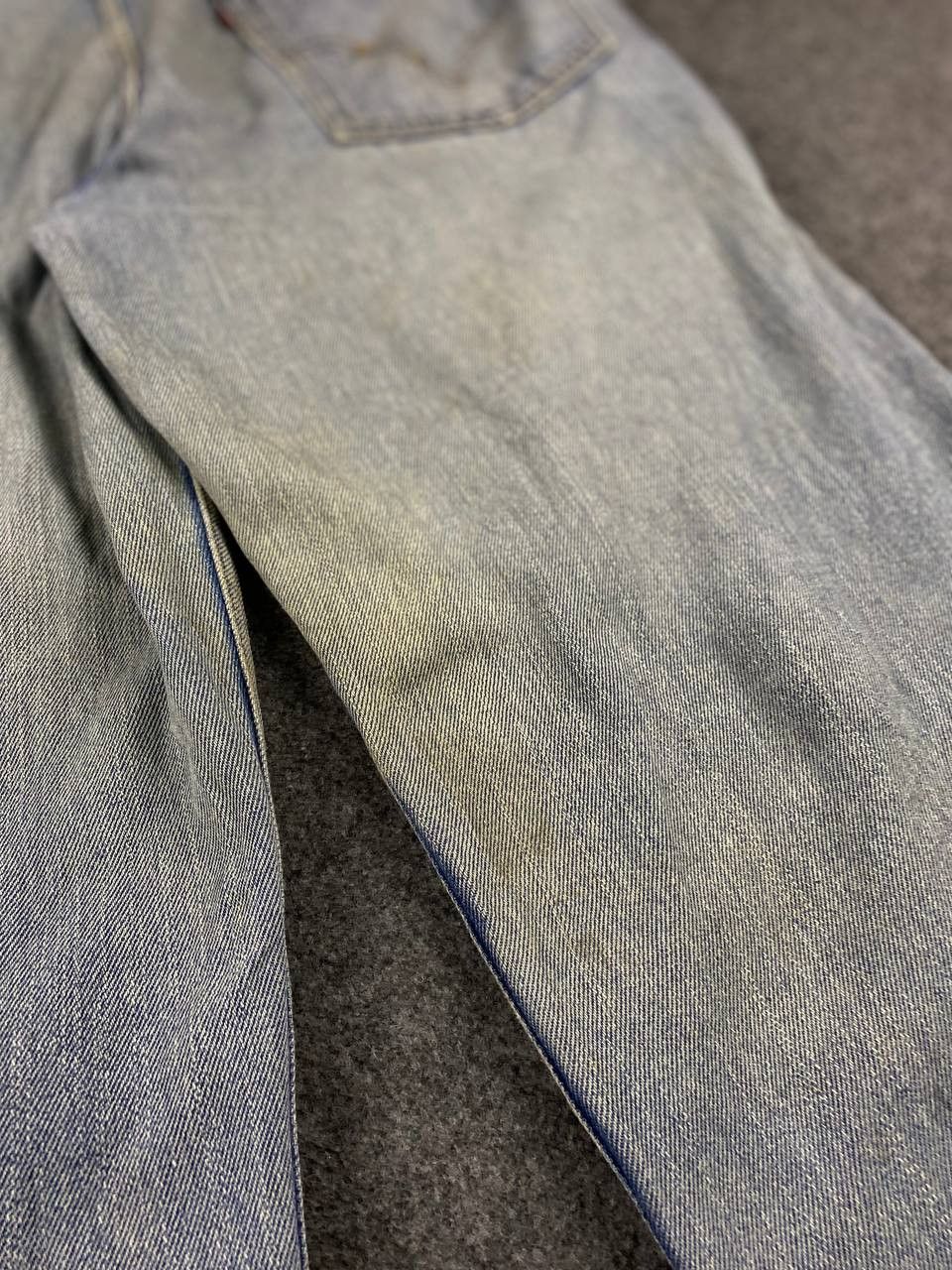 Levi's vintage levis 550 relaxed fit distressed denim Size US 39 - 10 Thumbnail