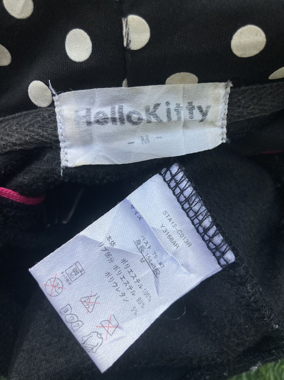 Japanese Brand HELLO KITTY BIG LOGO ZIPPER HOODIE Size M / US 6-8 / IT 42-44 - 9 Thumbnail