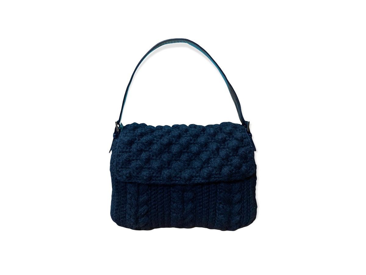 Burberry AUTHENTIC BURBERRY BLACK CROCHET SHOULDER BAG Size ONE SIZE - 1 Thumbnail