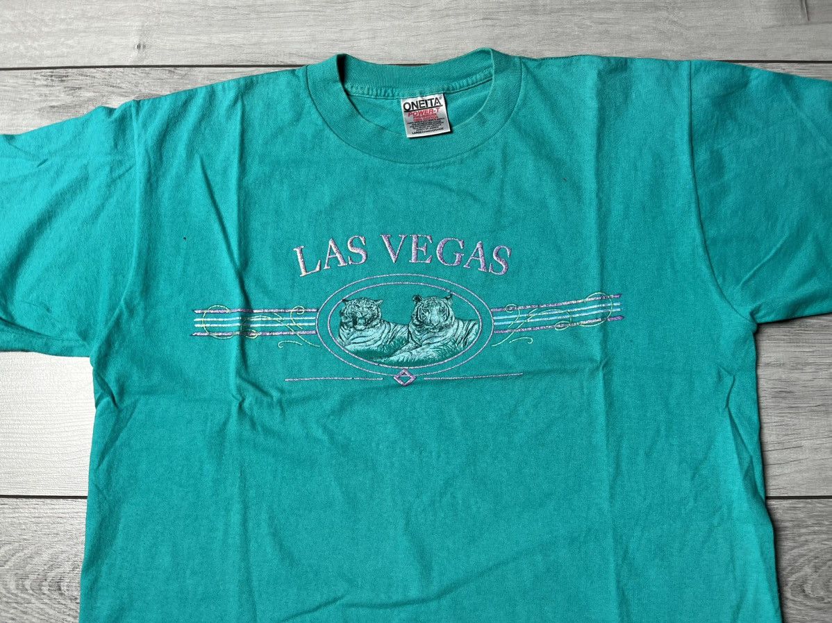 Band Tees Las Vegas T-shirt tiger size Large vintage Size US L / EU 52-54 / 3 - 4 Thumbnail