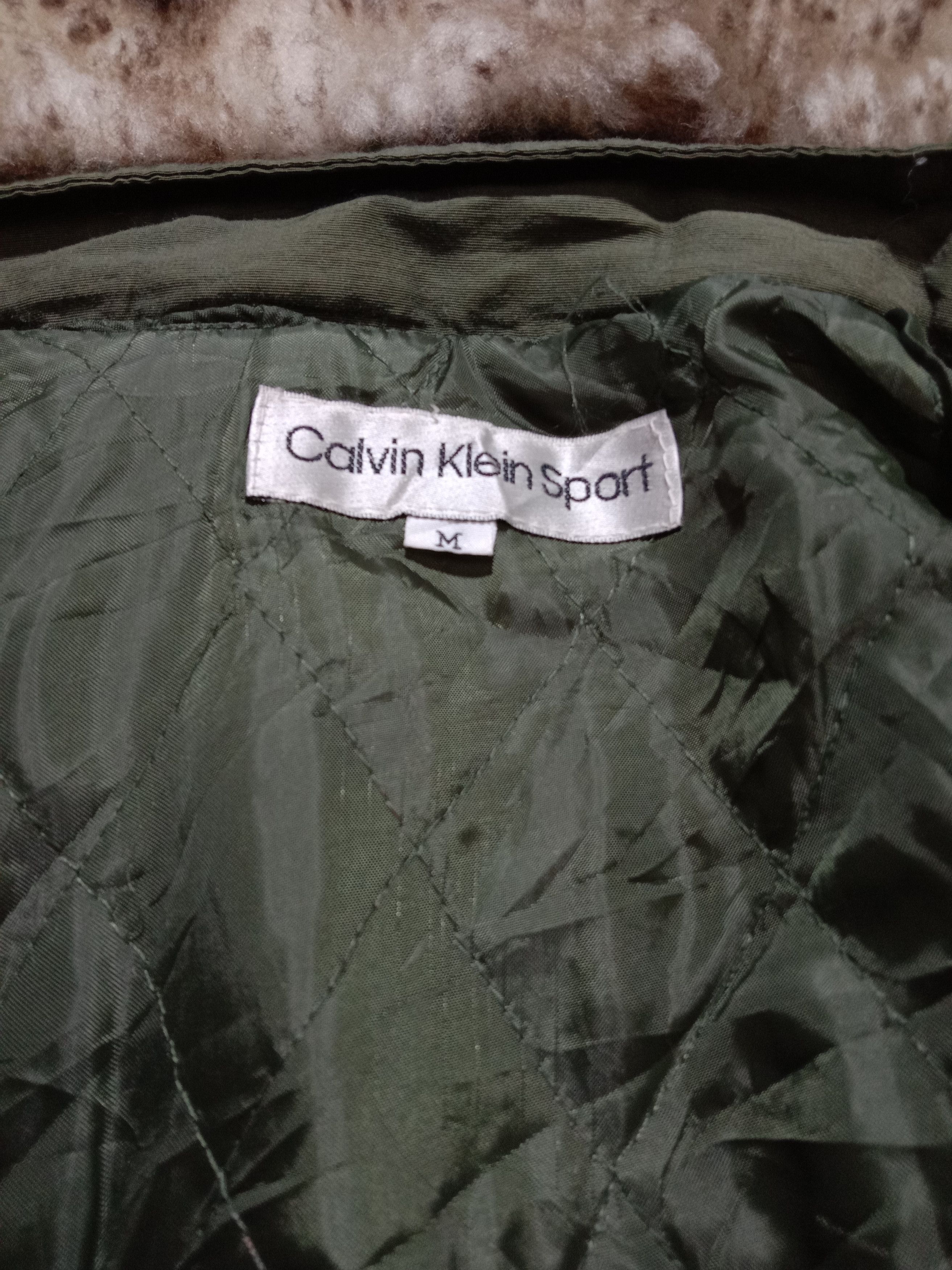 Calvin Klein Calvin Klein Jacket With Detachable Fur Very Rare Size M / US 6-8 / IT 42-44 - 4 Thumbnail