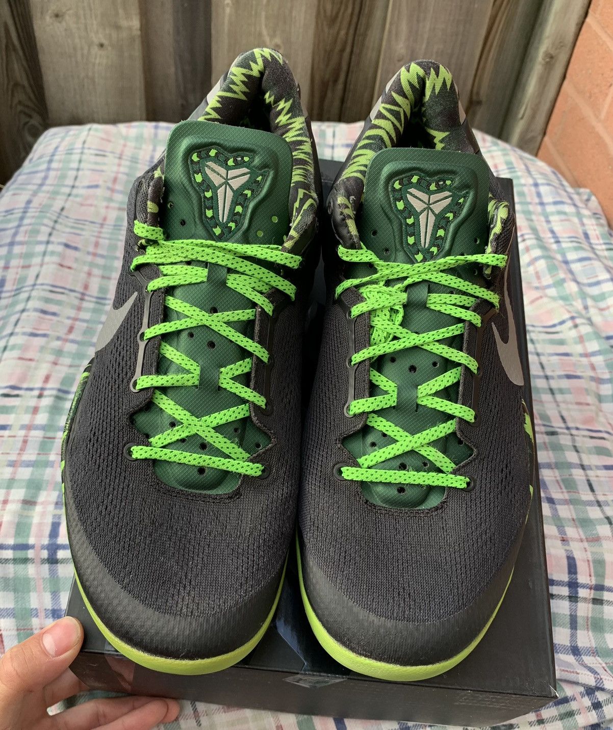 Nike Nike Kobe 8 System Philippines Pack George Green Size US 13 / EU 46 - 2 Thumbnail