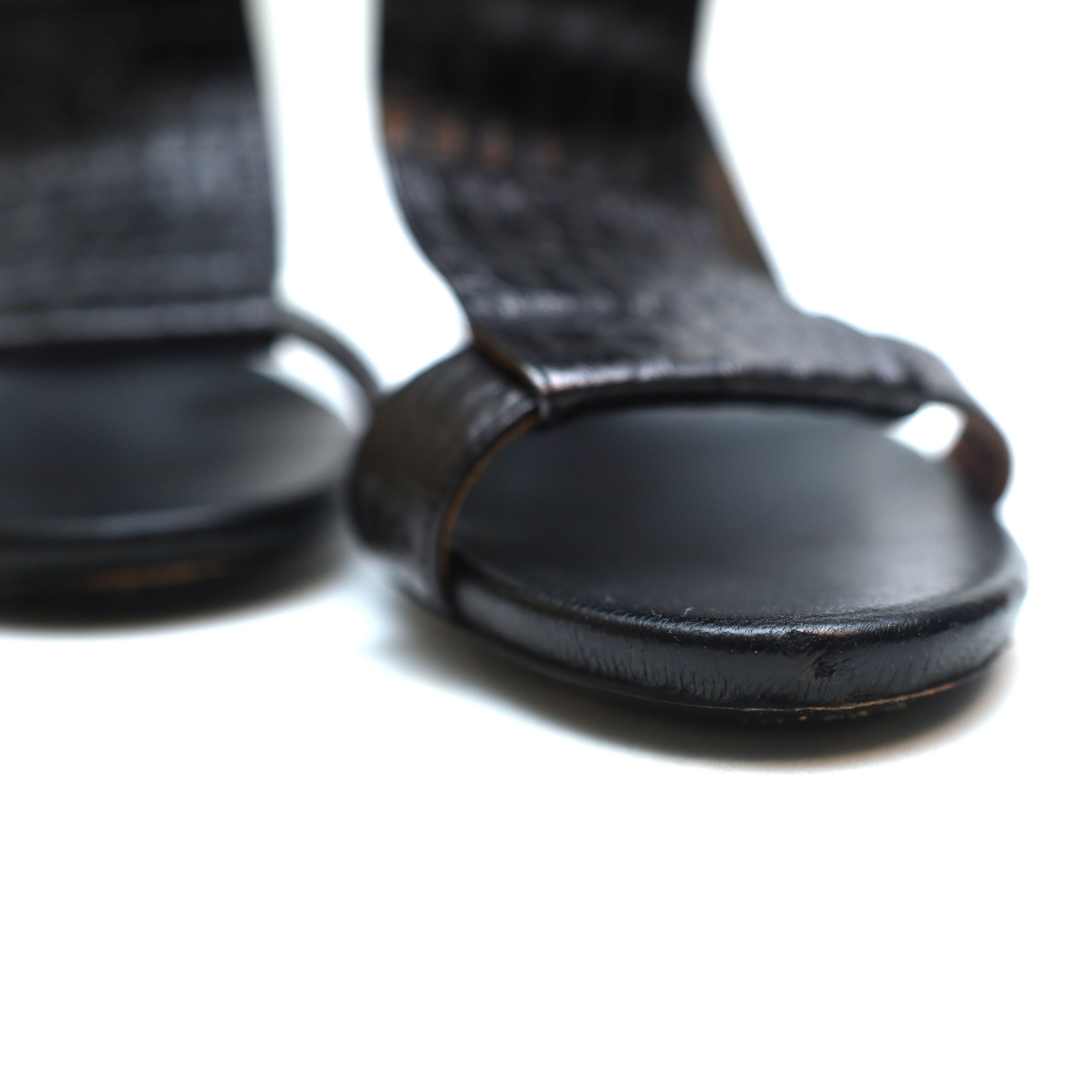 Dries Van Noten Last drop! Dries van Noten Snakeskin Sandals Size US 7 / IT 37 - 4 Thumbnail