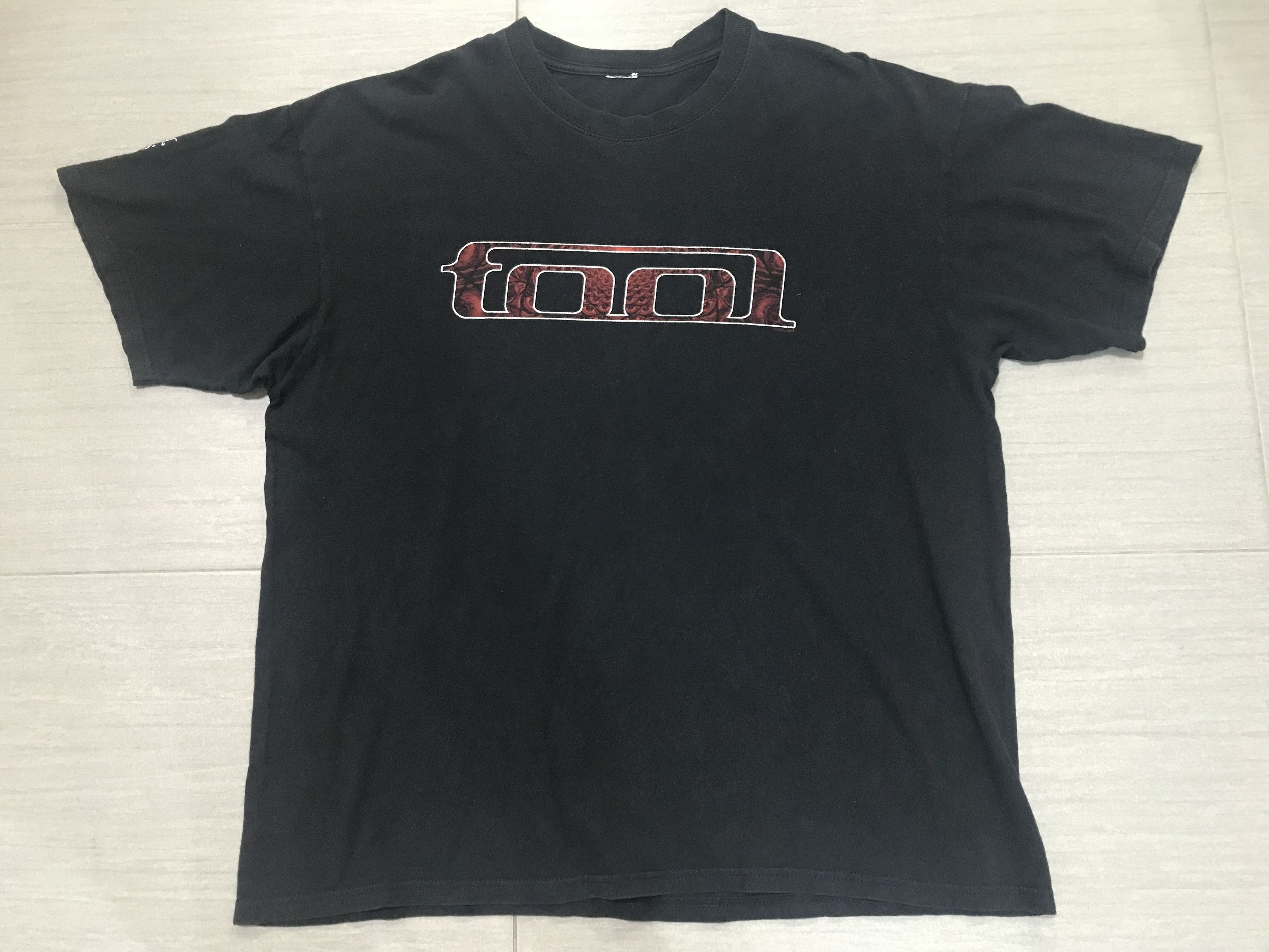 Band Tees Vintage TOOL Eyes Maynard 10,000 Days Concert Tour Tshirt Size US XL / EU 56 / 4 - 3 Thumbnail