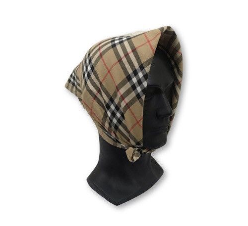 image of Burberry Scarf/handkerchief/neckerchief/pocket Square, Men's