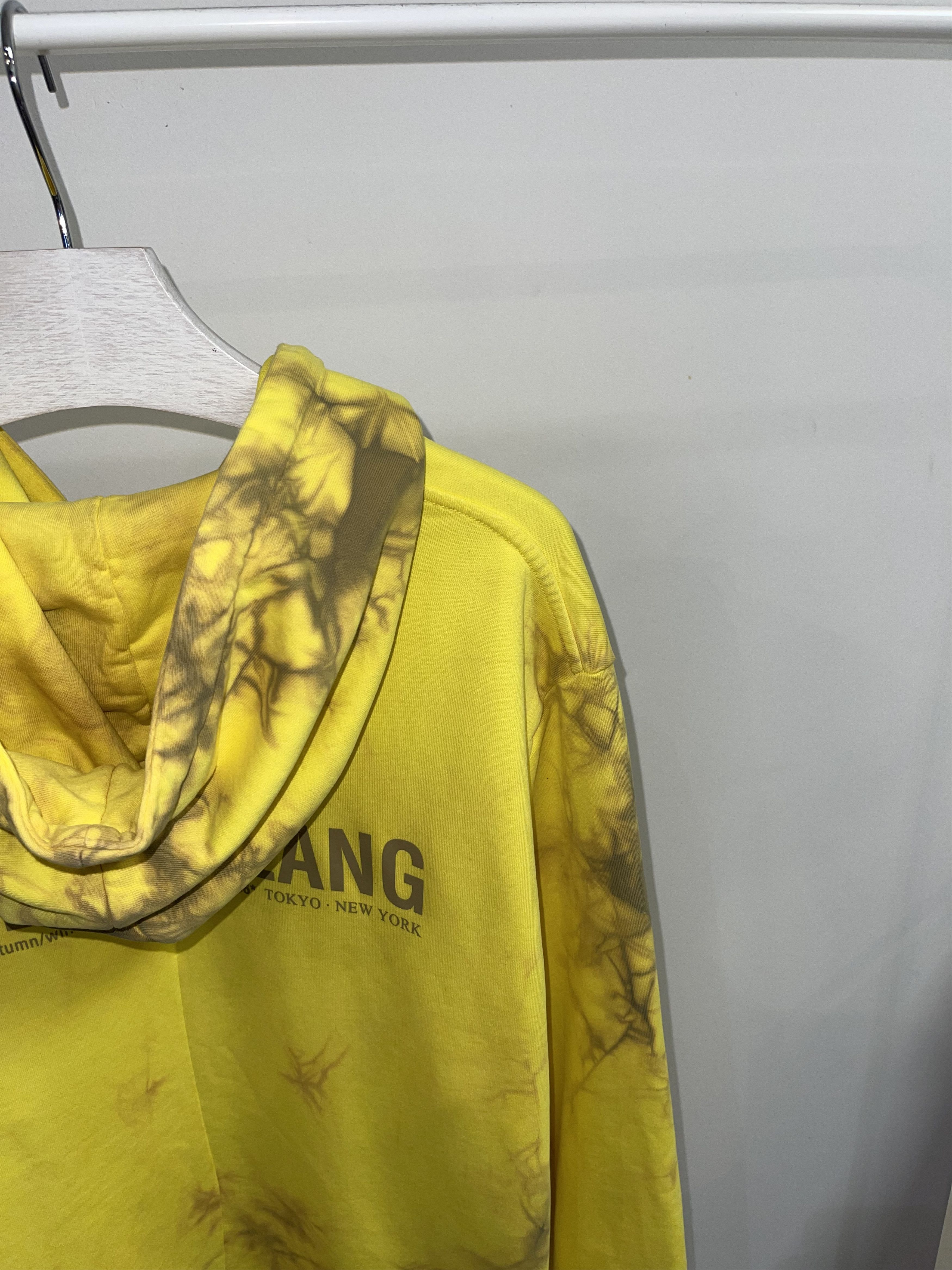Helmut Lang AW18 Helmut Lang Tie Dye Big Logo Yellow Hoodie Size US XL / EU 56 / 4 - 2 Thumbnail