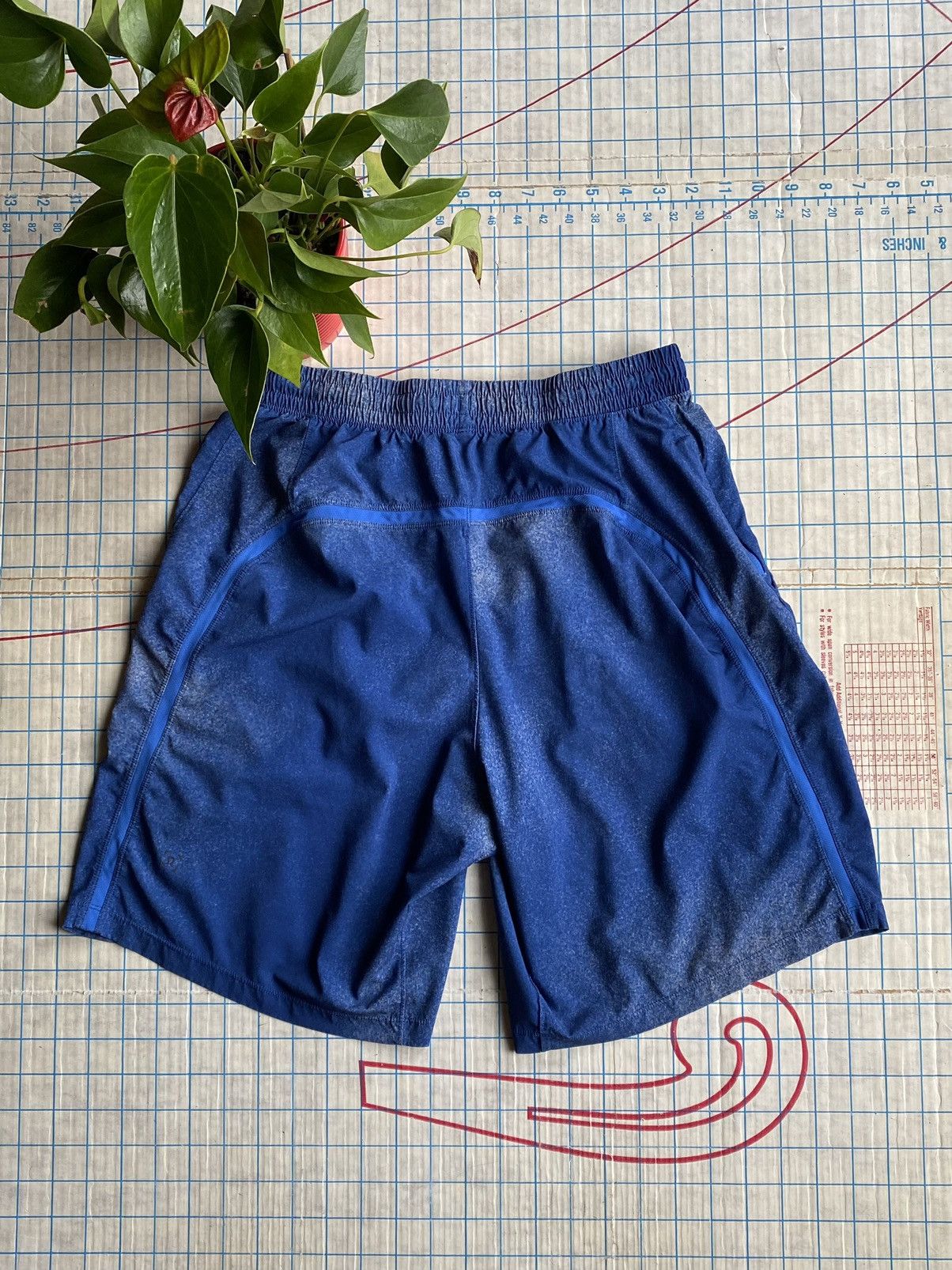 Lululemon Lululemon Pace Breaker Shorts Linerless Size Medium Blue Size US 32 / EU 48 - 6 Thumbnail