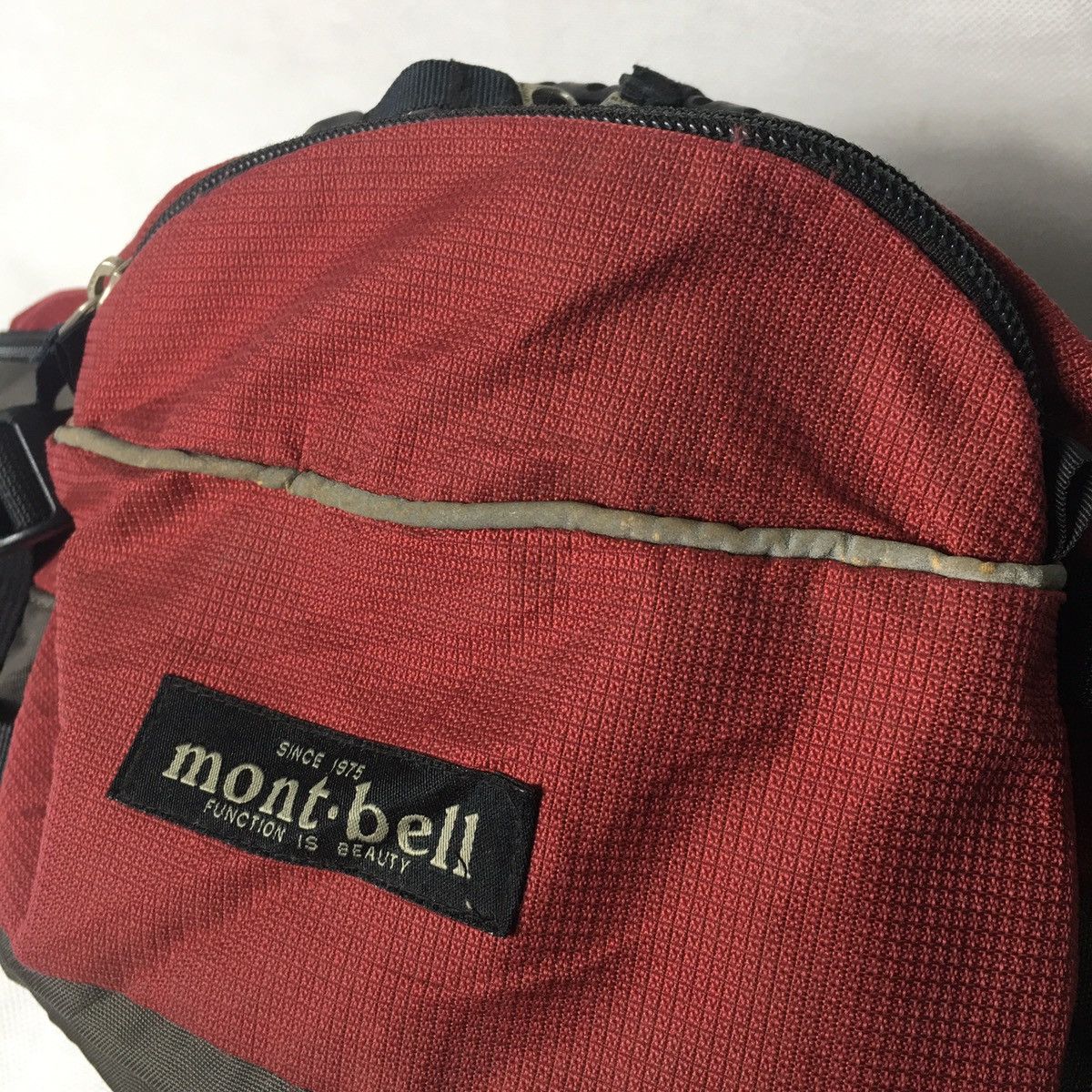 Montbell Montbell Tactical Multipocket Crossbody Waistbag Size ONE SIZE - 8 Thumbnail