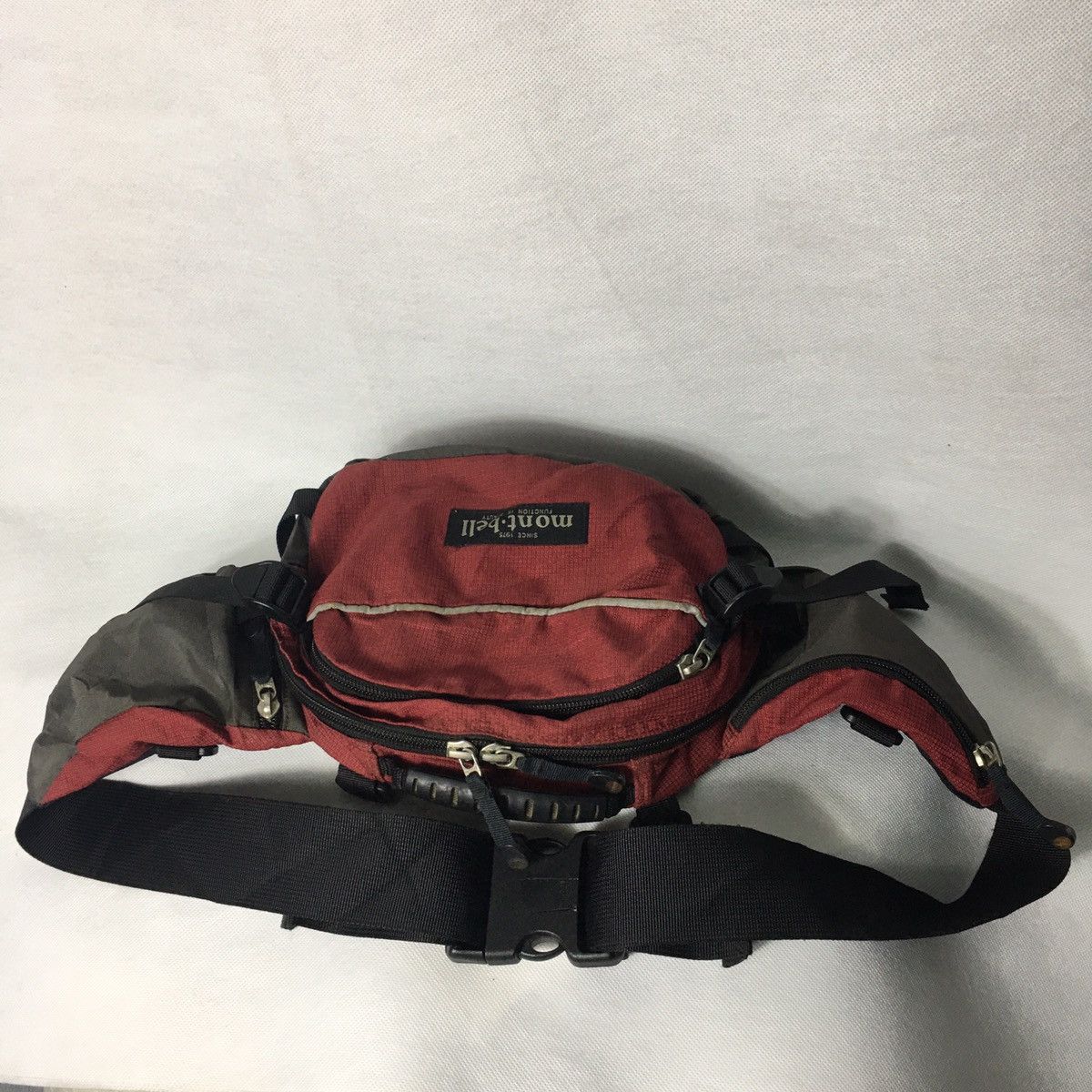 Montbell Montbell Tactical Multipocket Crossbody Waistbag Size ONE SIZE - 7 Thumbnail