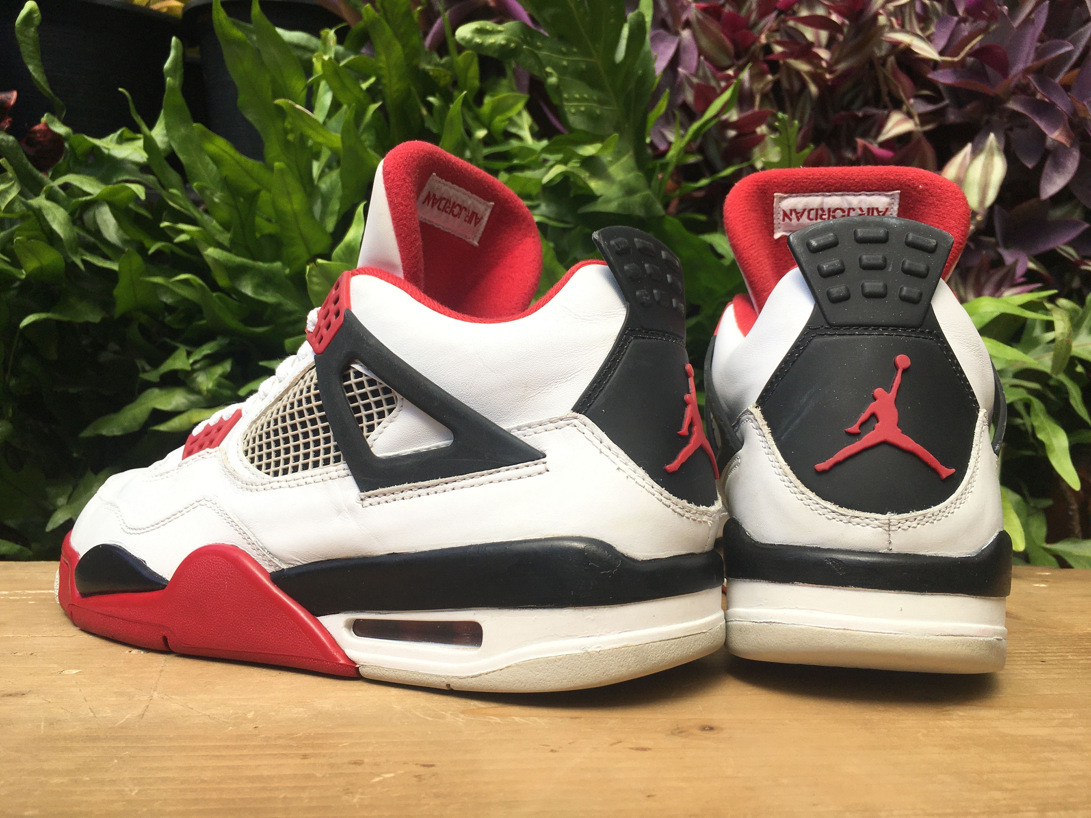Jordan Brand × Nike 🔥 Nike Air Jordan 4 Retro Fire Red 2012 Size US 10.5 / EU 43-44 - 16 Thumbnail