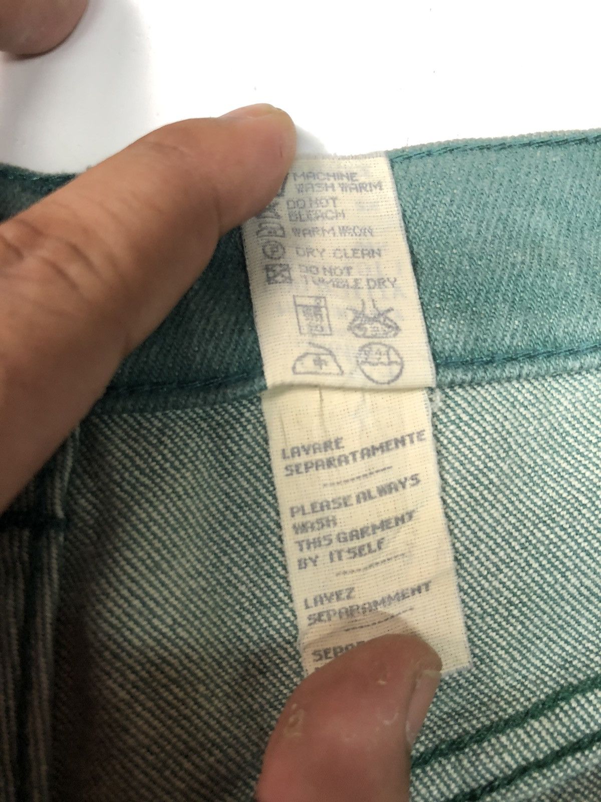 Designer × Moschino × Vintage VINTAGE MOSCHINO CROPPED DENIM ITALY 🇮🇹 Size US 27 - 9 Thumbnail