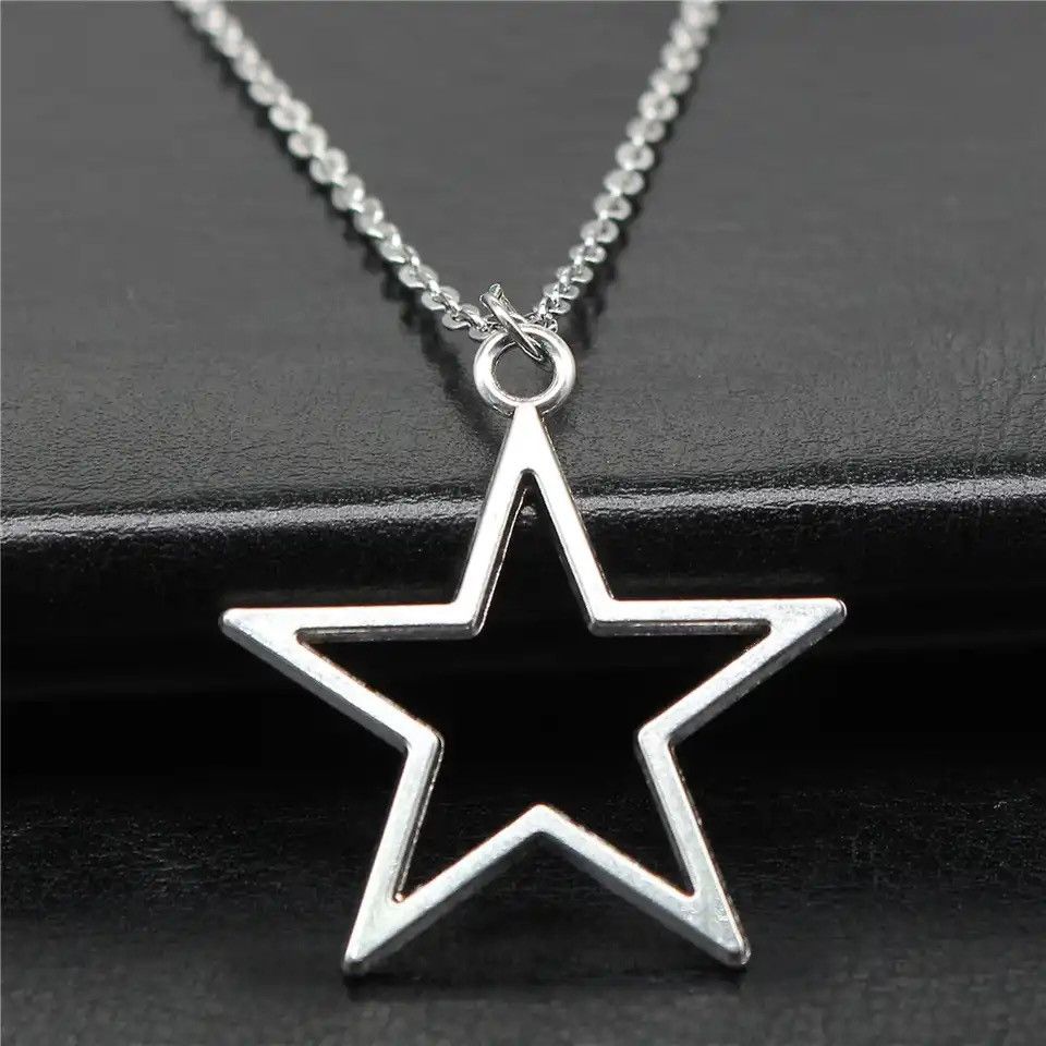 Jewelry Silver Hollow Star Pendant Necklace Size ONE SIZE - 1 Thumbnail