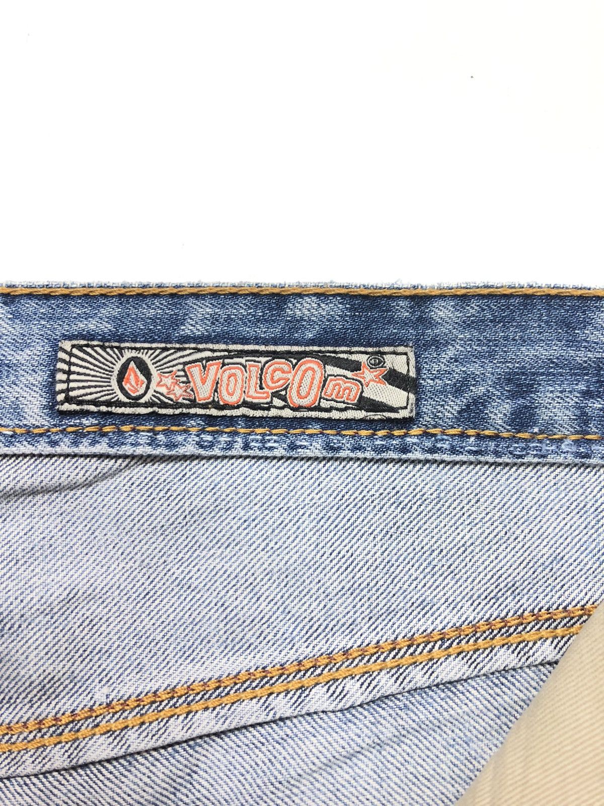 Vintage × Volcom VINTAGE VOLCOM DISTRESSED BLUE WASH DENIM Size US 30 / EU 46 - 9 Thumbnail