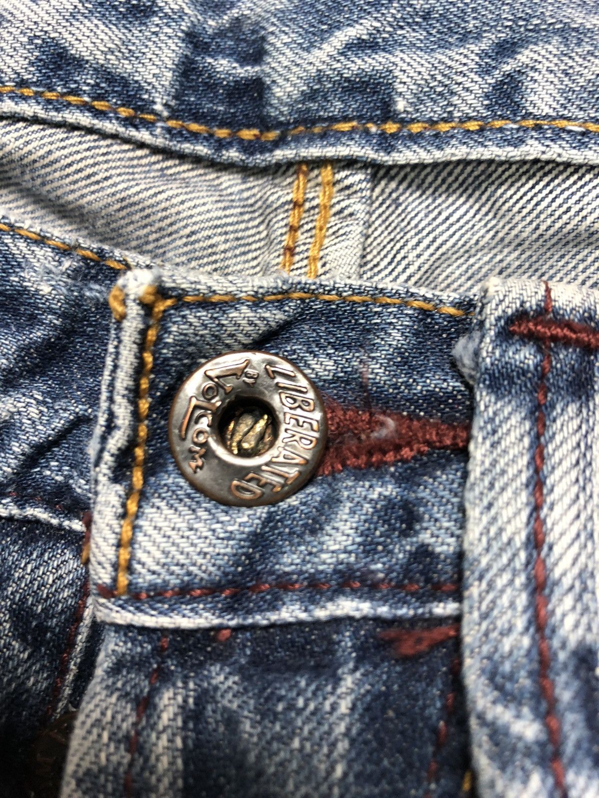 Vintage × Volcom VINTAGE VOLCOM DISTRESSED BLUE WASH DENIM Size US 30 / EU 46 - 7 Thumbnail