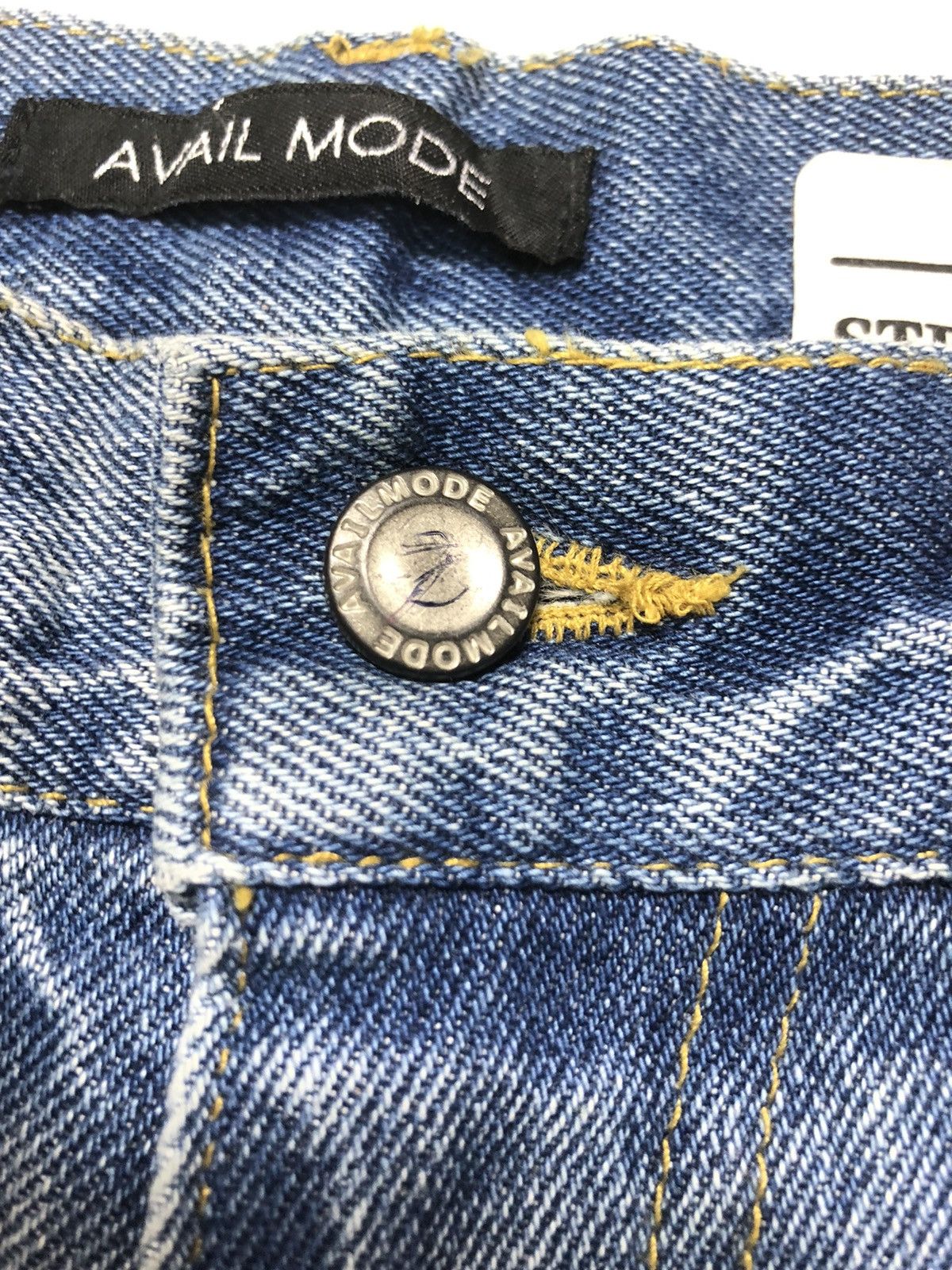 Japanese Brand × Vintage VINTAGE AVAIL MODE DISTRESSED BLUE WASH DENIM Size US 27 - 6 Thumbnail