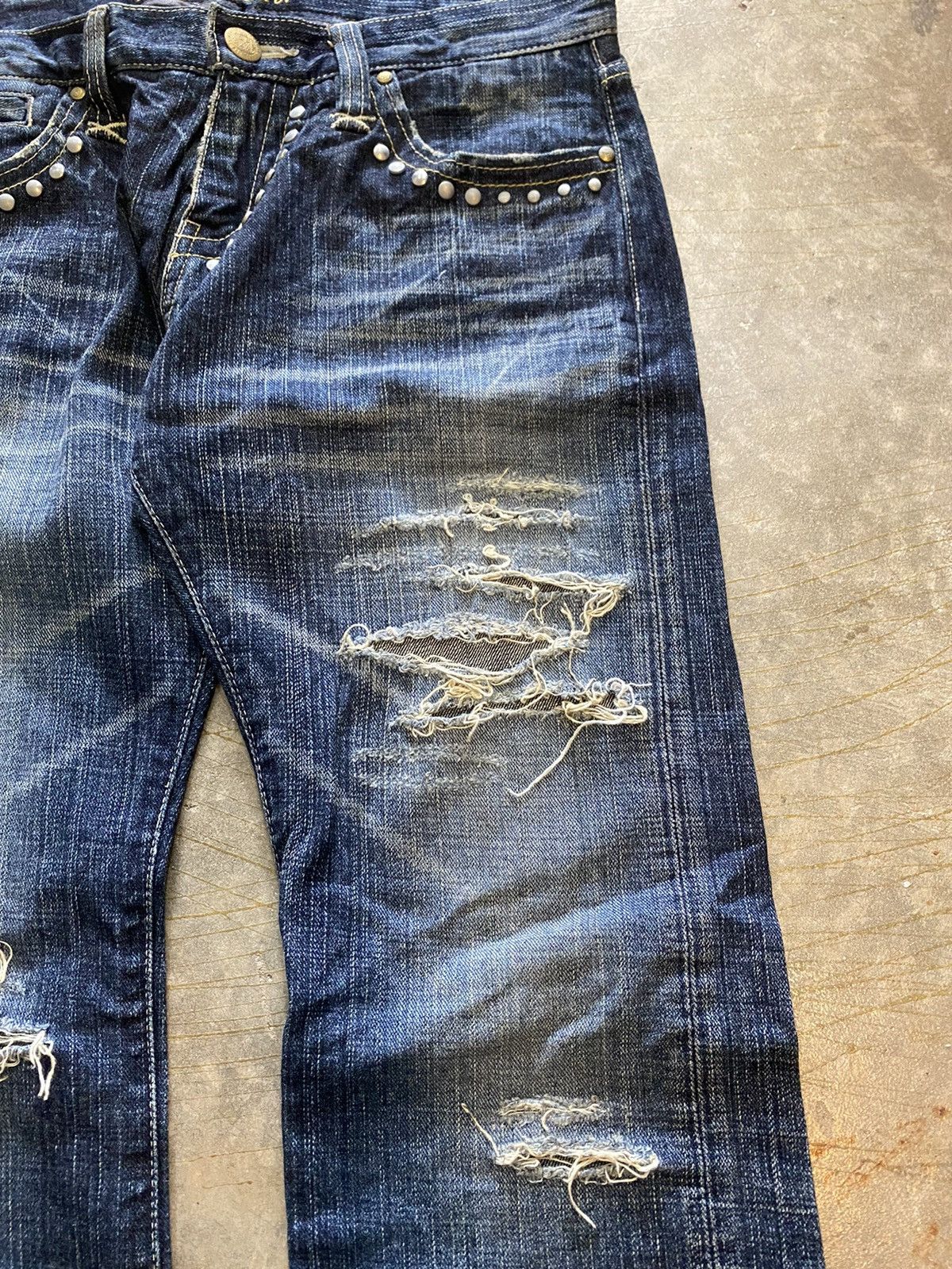 Vanquish Studded punk Distressed Denim Size US 31 - 5 Thumbnail