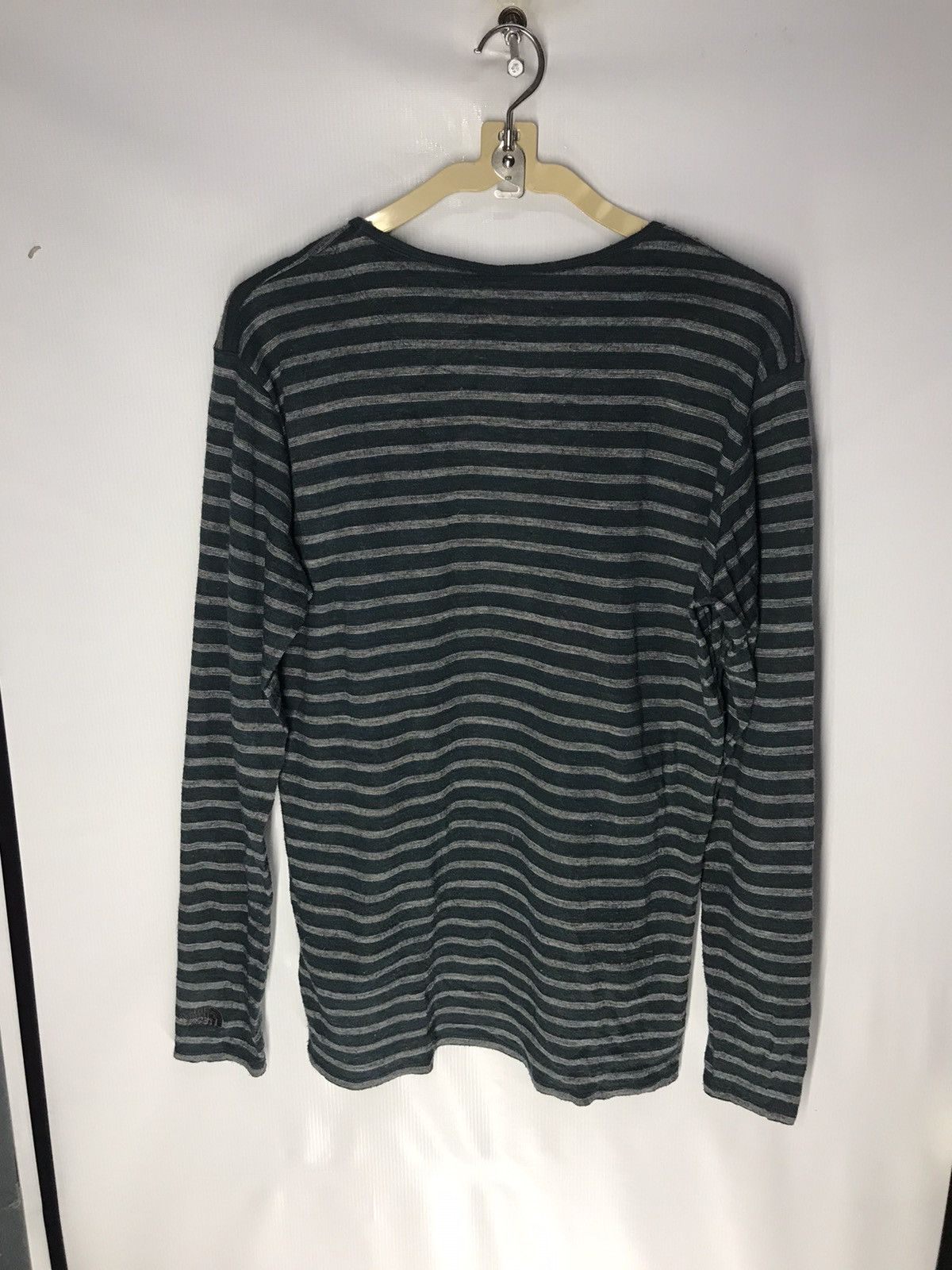 The North Face The north face stripe long sleeve shirt Size US M / EU 48-50 / 2 - 8 Thumbnail