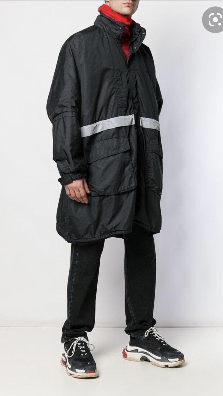 Balenciaga Balenciaga oversized reflective parka. 44/S. $2500 Size US S / EU 44-46 / 1 - 1 Thumbnail