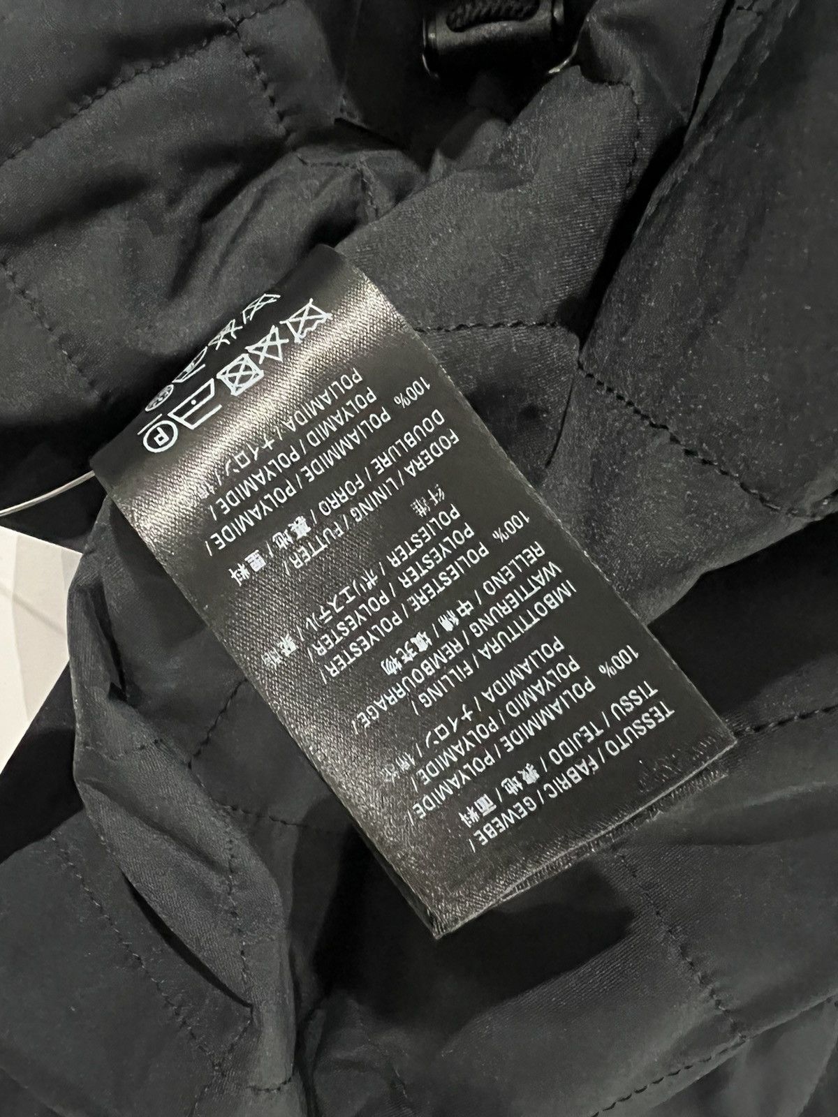 Balenciaga Balenciaga oversized reflective parka. 44/S. $2500 Size US S / EU 44-46 / 1 - 15 Thumbnail