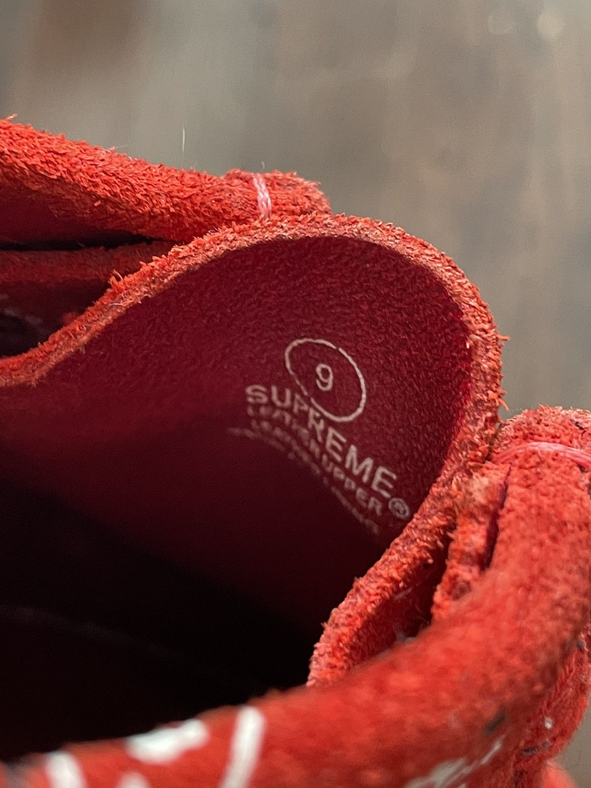Clarks × Supreme Supreme Clarks Wallabees Low Paisley Bandana Red Size US 9 / EU 42 - 6 Thumbnail