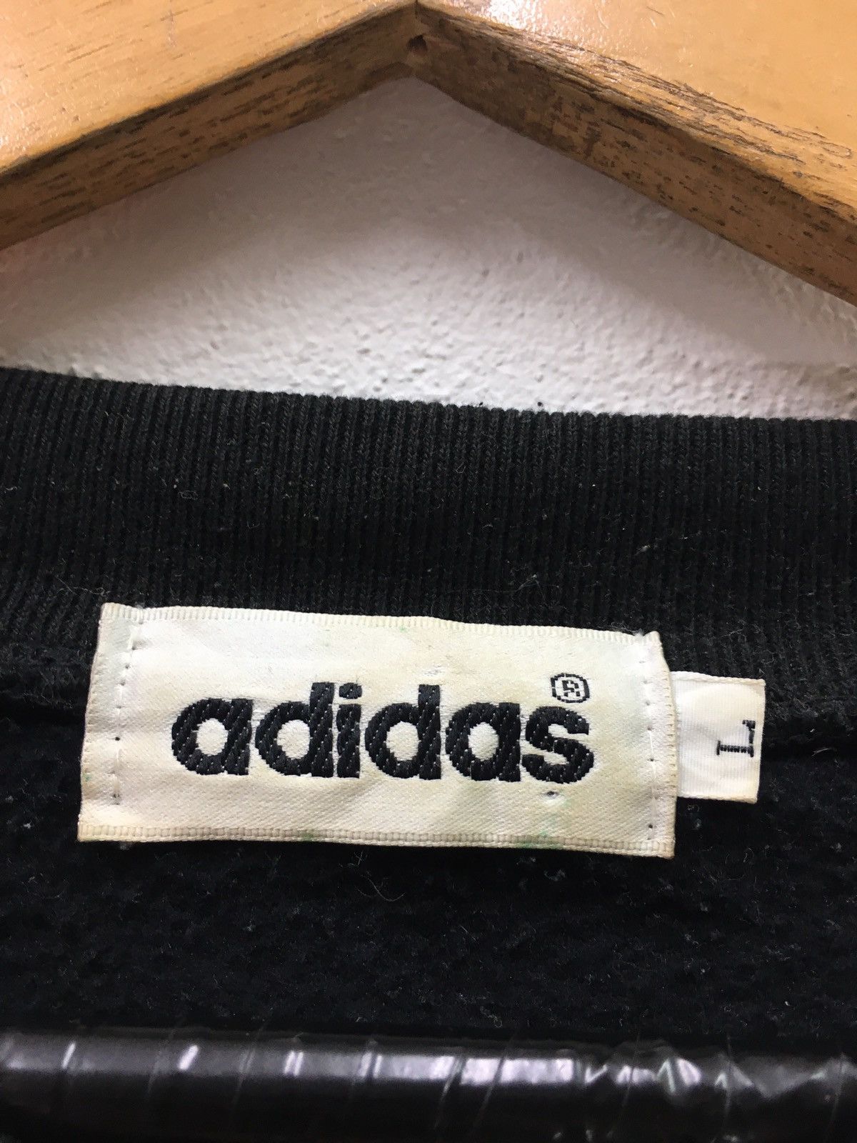 Adidas × Vintage Vintage Adidas Three Stripes Fleece Sweatshirt Size US L / EU 52-54 / 3 - 8 Thumbnail