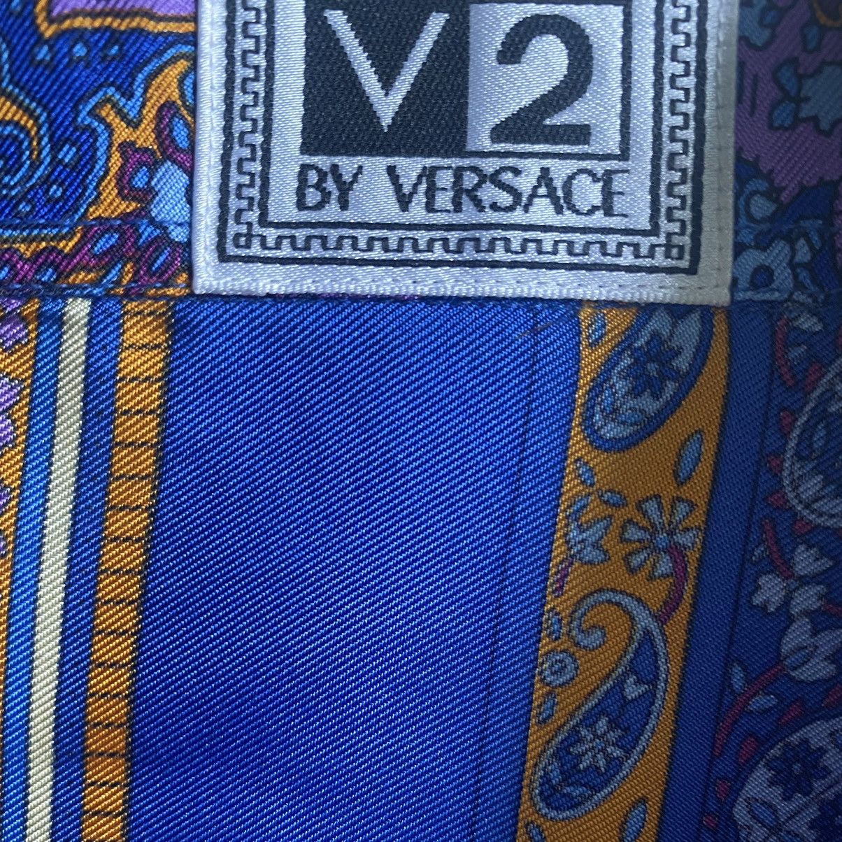 Versace Vintage 90’s V2 Versace Paisley Print Silk Shirt Size US L / EU 52-54 / 3 - 3 Thumbnail