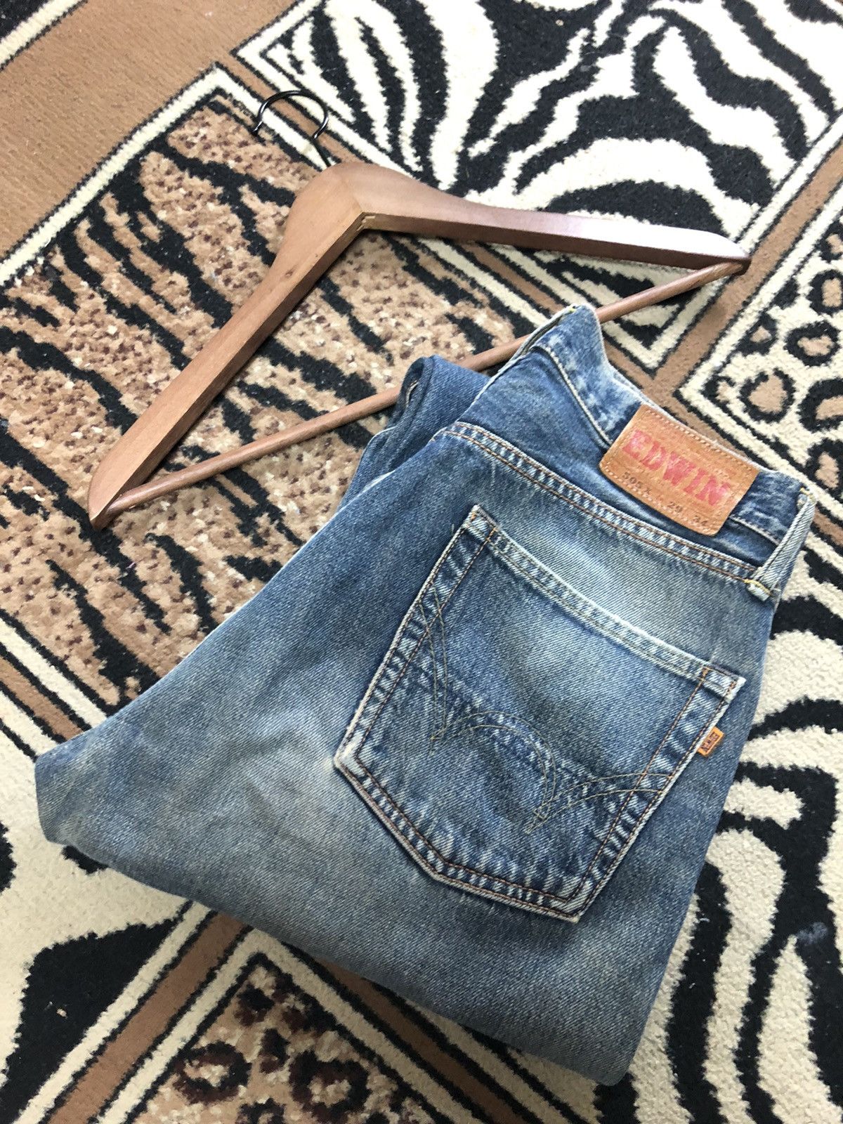 Edwin × Vintage VINTAGE SELVEDGE EDWIN 505x BLUE WASH DISTRESSED DENIM Size US 29 - 18 Thumbnail