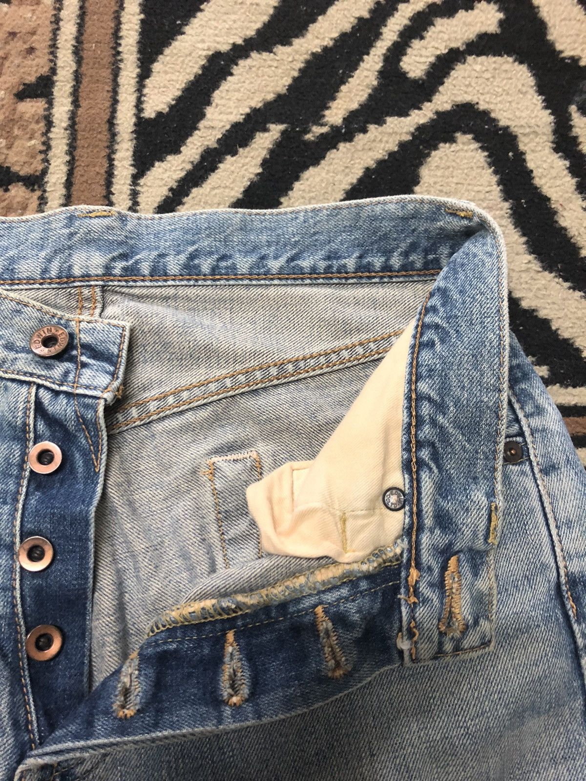 Edwin × Vintage VINTAGE SELVEDGE EDWIN 505x BLUE WASH DISTRESSED DENIM Size US 28 / EU 44 - 5 Thumbnail