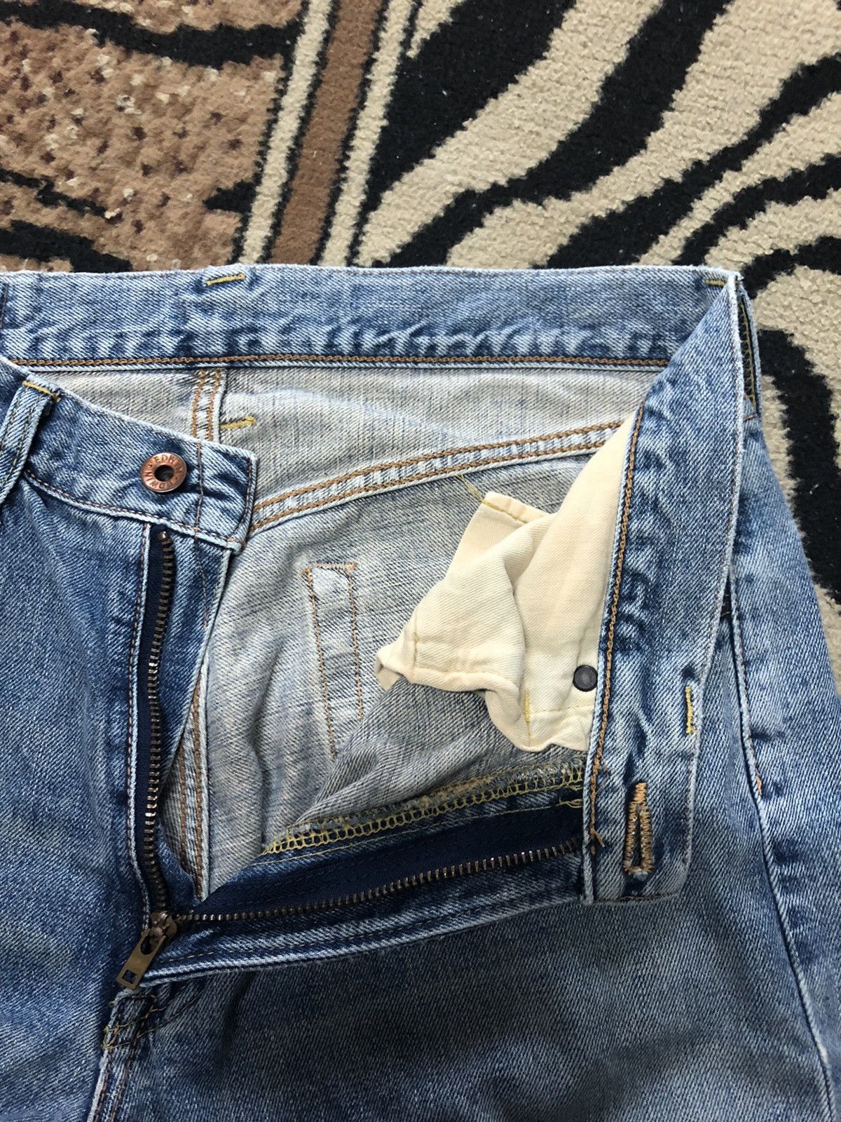 Edwin × Vintage VINTAGE SELVEDGE EDWIN 505x BLUE WASH DISTRESSED DENIM Size US 32 / EU 48 - 6 Thumbnail