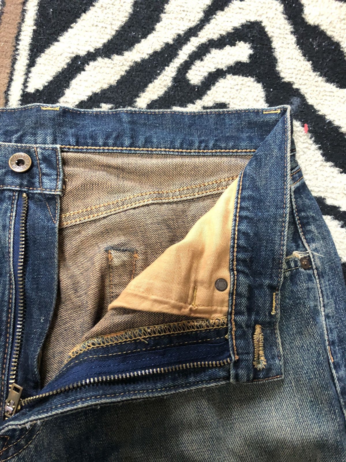 Edwin × Vintage VINTAGE SELVEDGE EDWIN 505 DISTRESSED DENIM Size US 30 / EU 46 - 6 Thumbnail