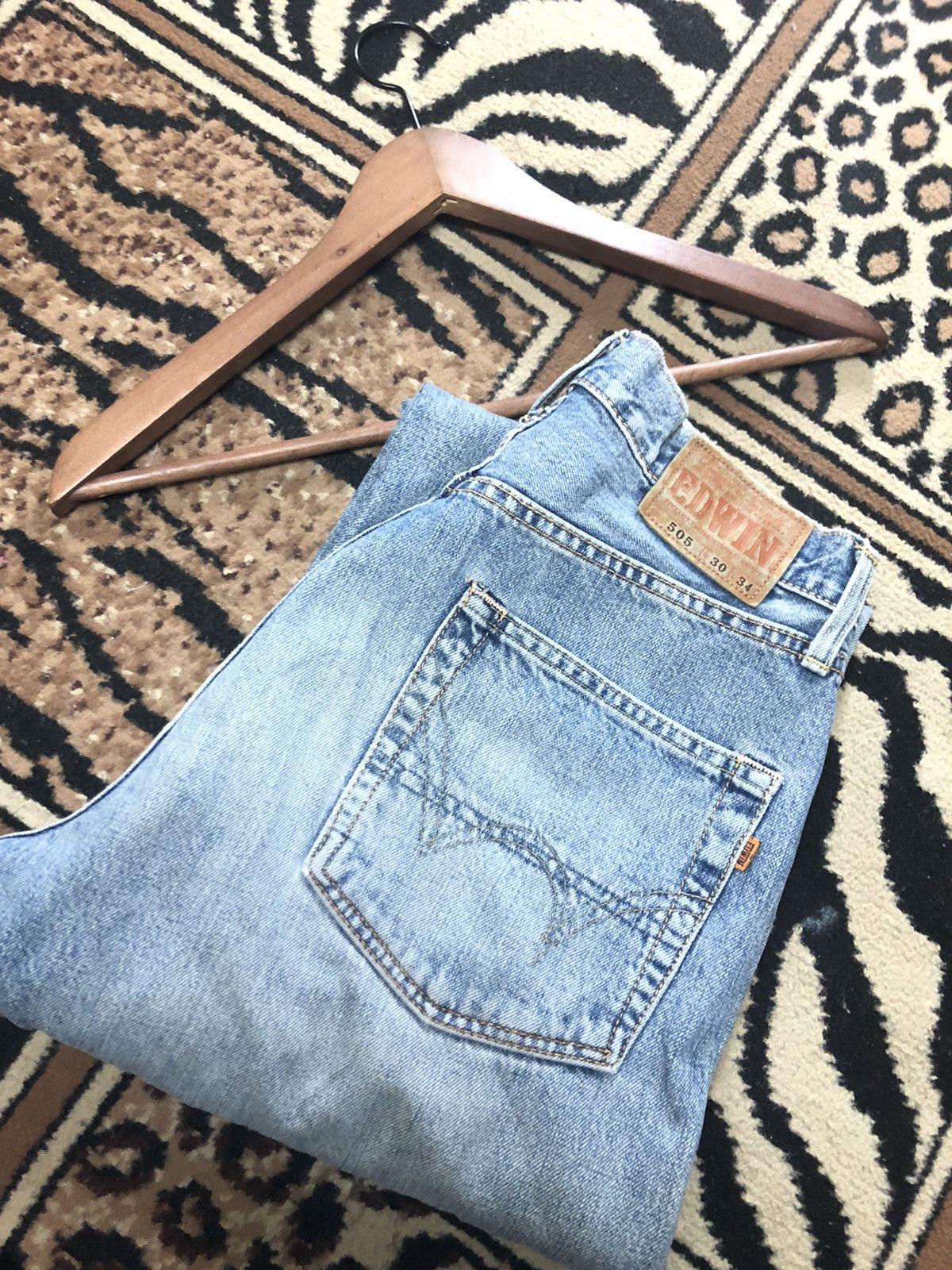 Edwin × Vintage VINTAGE SELVEDGE EDWIN 505 BLUE WASH DISTRESSED DENIM Size US 29 - 18 Thumbnail