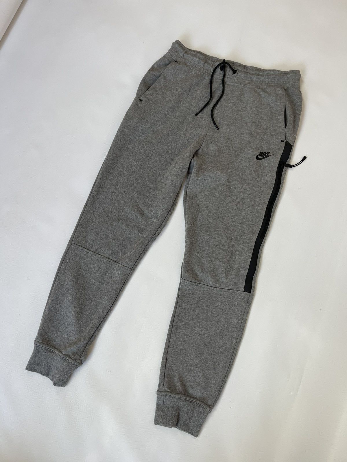 Nike Nike Tech Fleece grey jogger sweatpants Size 28" / US 6 / IT 42 - 2 Thumbnail
