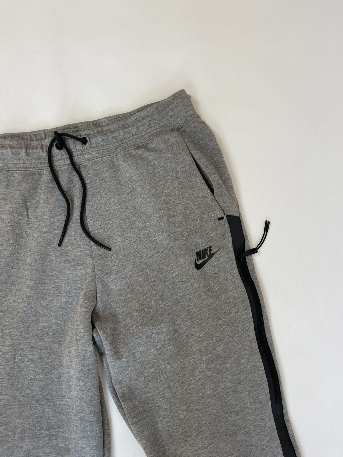 Nike Nike Tech Fleece grey jogger sweatpants Size 28" / US 6 / IT 42 - 6 Thumbnail