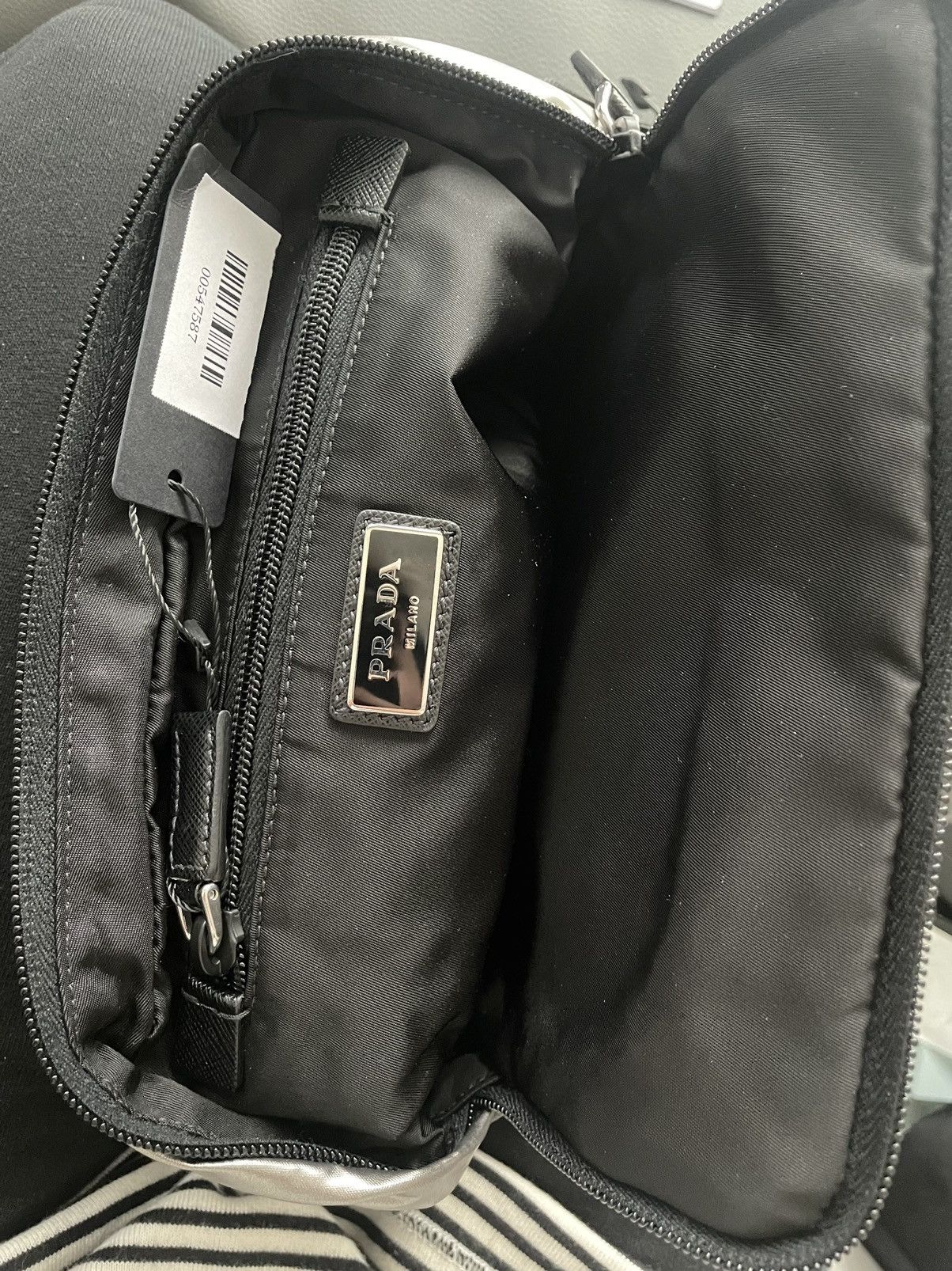 Prada Super Rare Brand NEW Prada Logo Silver Battle Bag Size ONE SIZE - 5 Thumbnail