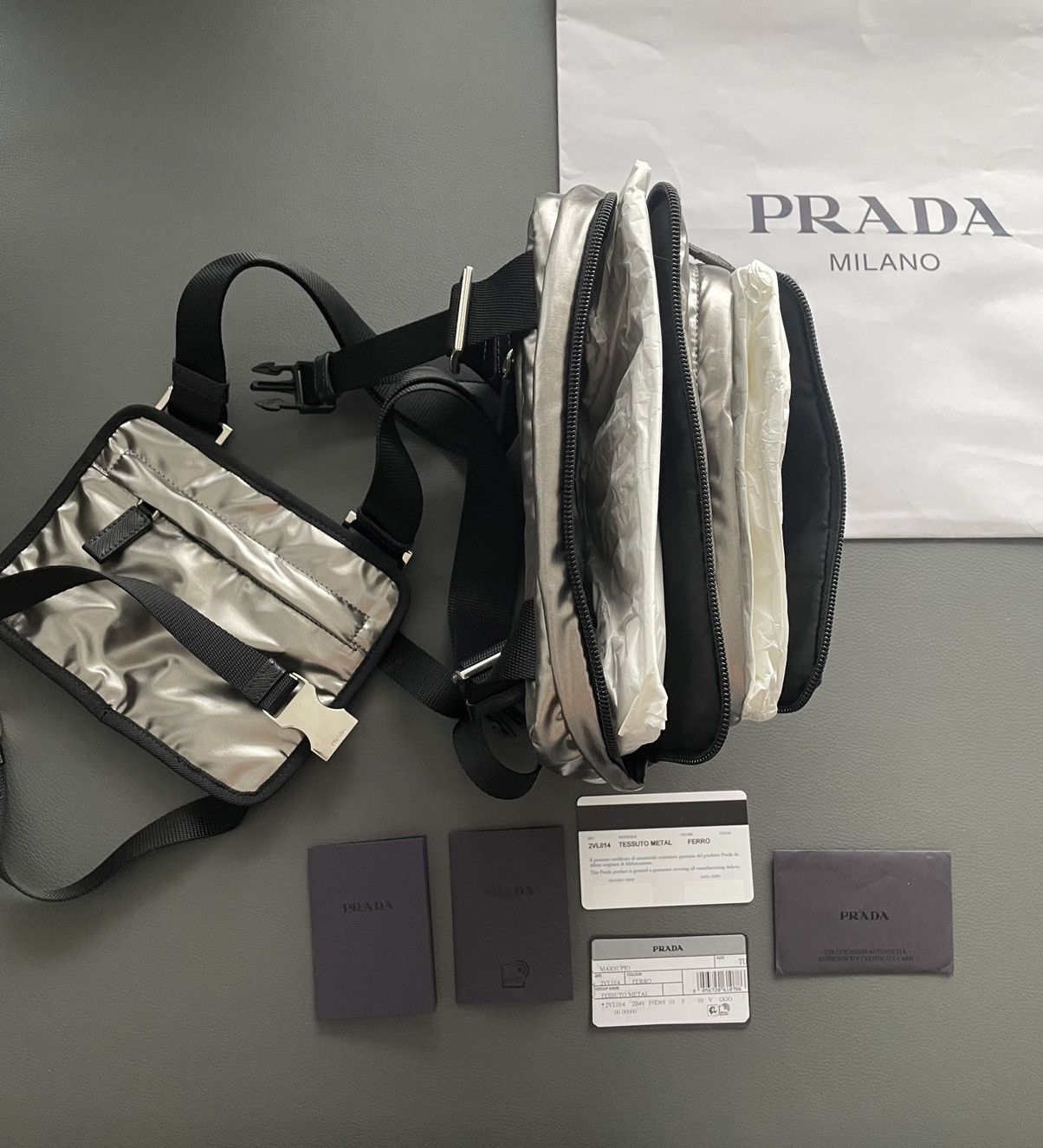 Prada Super Rare Brand NEW Prada Logo Silver Battle Bag Size ONE SIZE - 7 Thumbnail