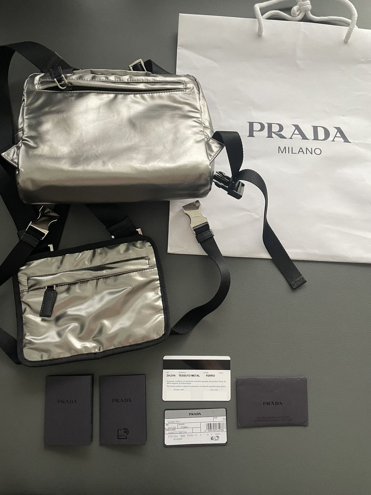 Prada Super Rare Brand NEW Prada Logo Silver Battle Bag Size ONE SIZE - 15 Thumbnail