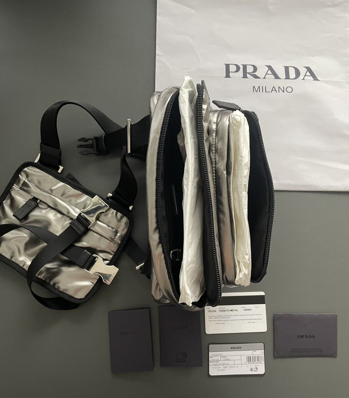 Prada Super Rare Brand NEW Prada Logo Silver Battle Bag Size ONE SIZE - 19 Thumbnail