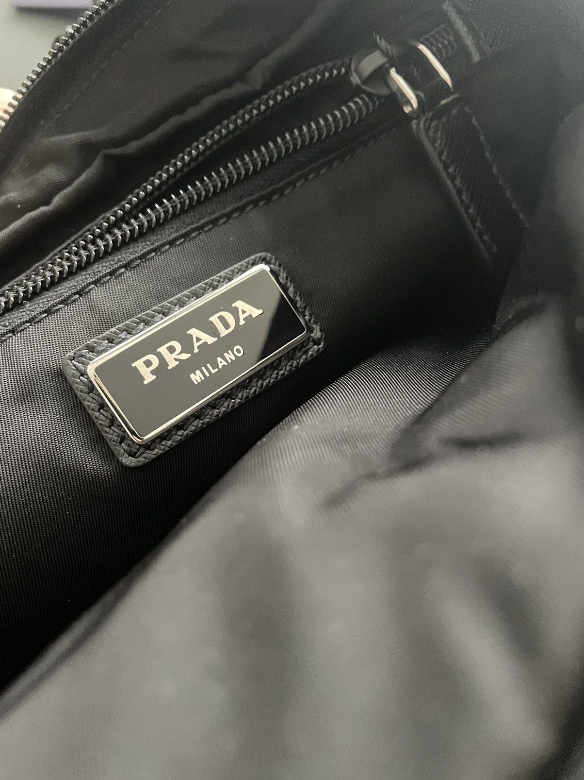 Prada Super Rare Brand NEW Prada Logo Silver Battle Bag Size ONE SIZE - 4 Thumbnail