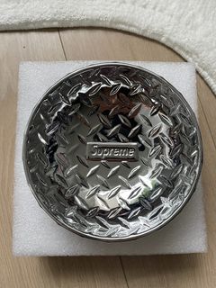 Supreme Drops on X: Supreme Diamond Plate Dog Bowl also releasing