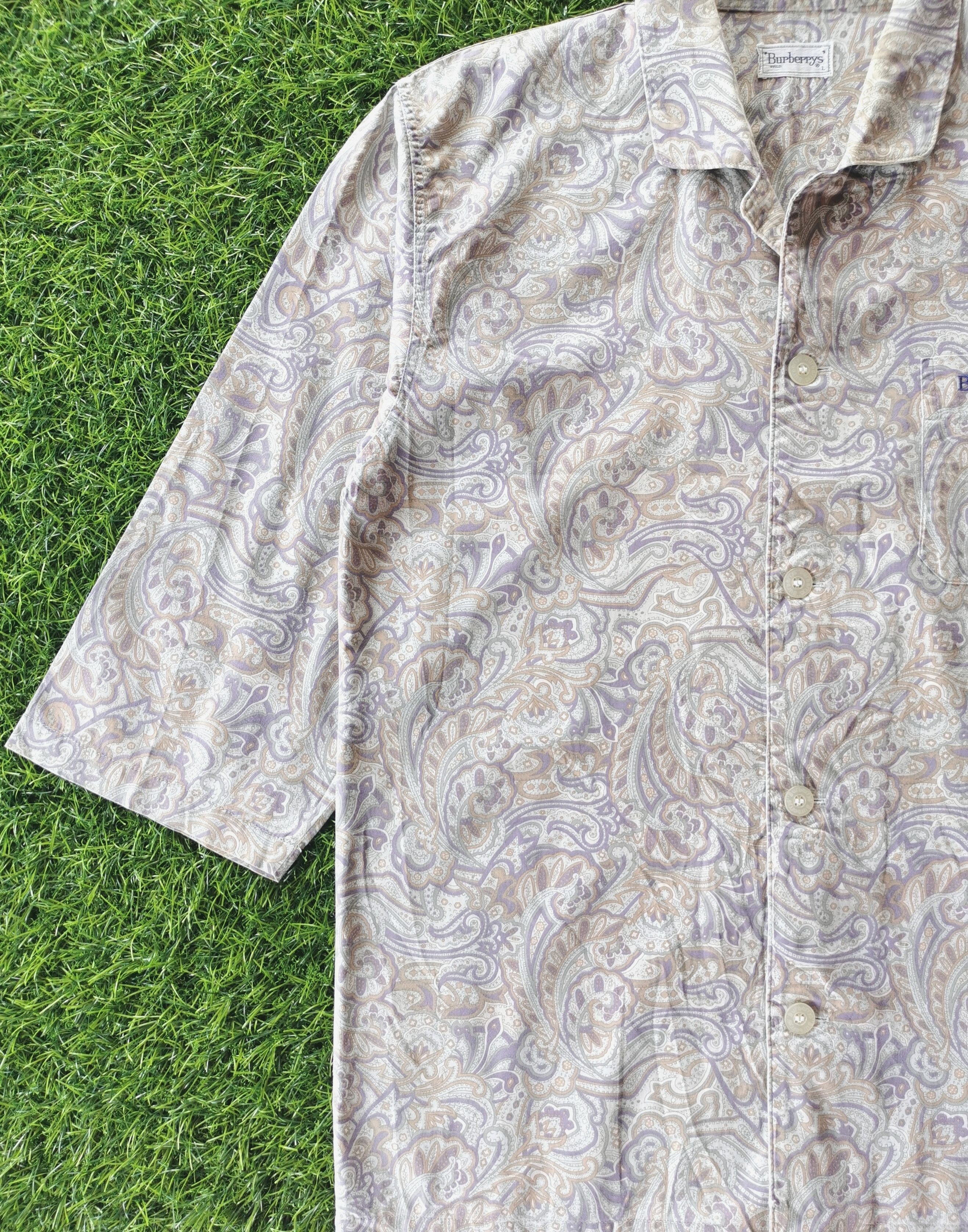 Burberry Vintage Burberrys Paisley Button Shirts Burberry Size US L / EU 52-54 / 3 - 7 Thumbnail