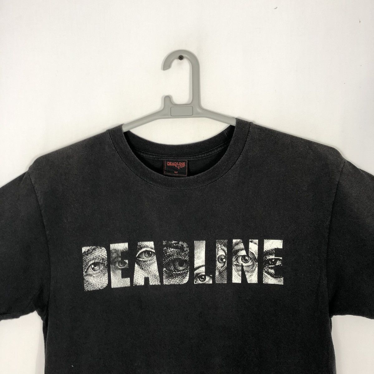 Deadline × Japanese Brand × Vintage 🔥Thrash🔥🇯🇵Deadline An Eye For An Eye Spellout Sun Faded Tee Size US M / EU 48-50 / 2 - 2 Thumbnail