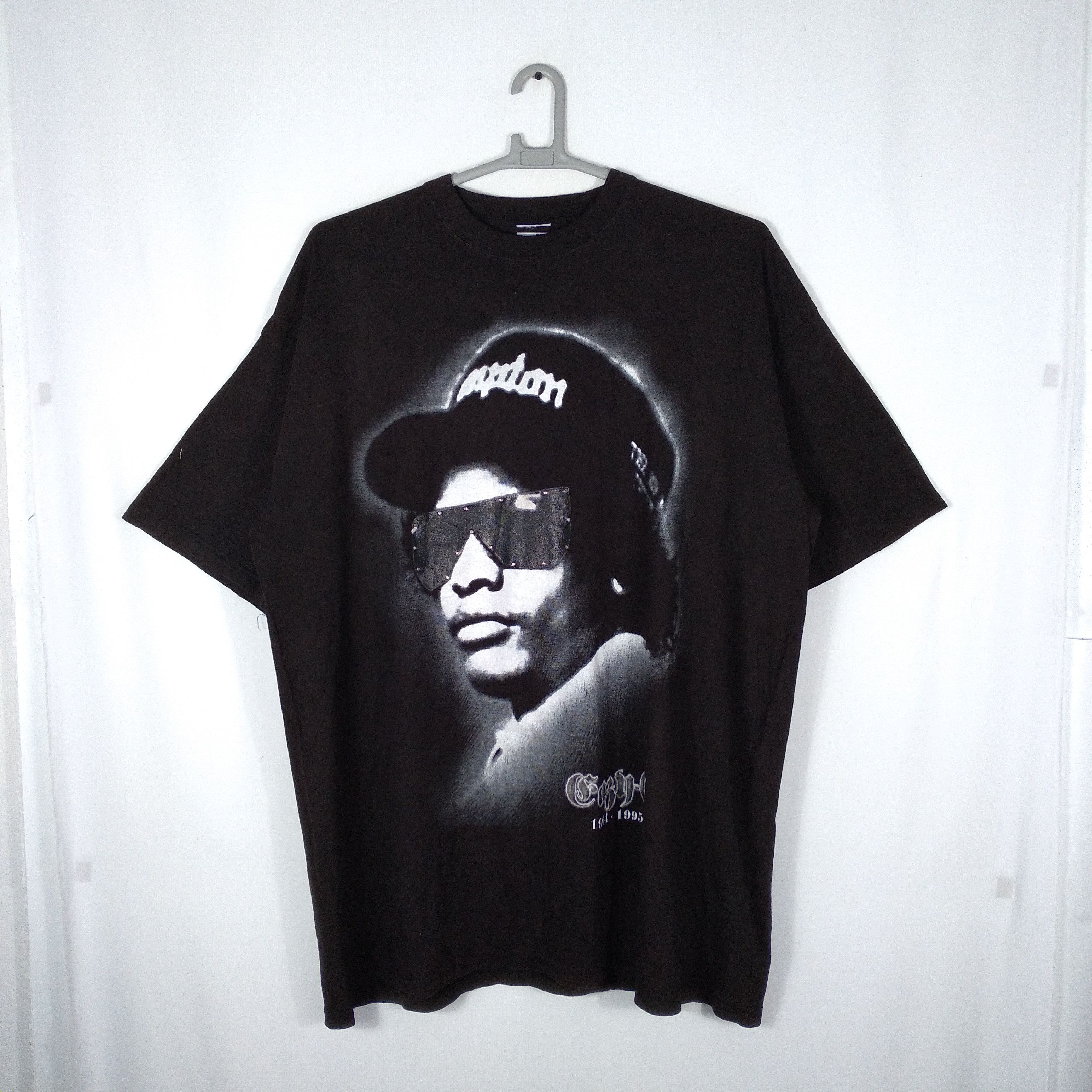 Rap Tees × Vintage 🔥Sick🔥90s🔥Vintage Eazy E Brompton Icon Hip Hop Promo Rap Tee Size US XXL / EU 58 / 5 - 1 Thumbnail